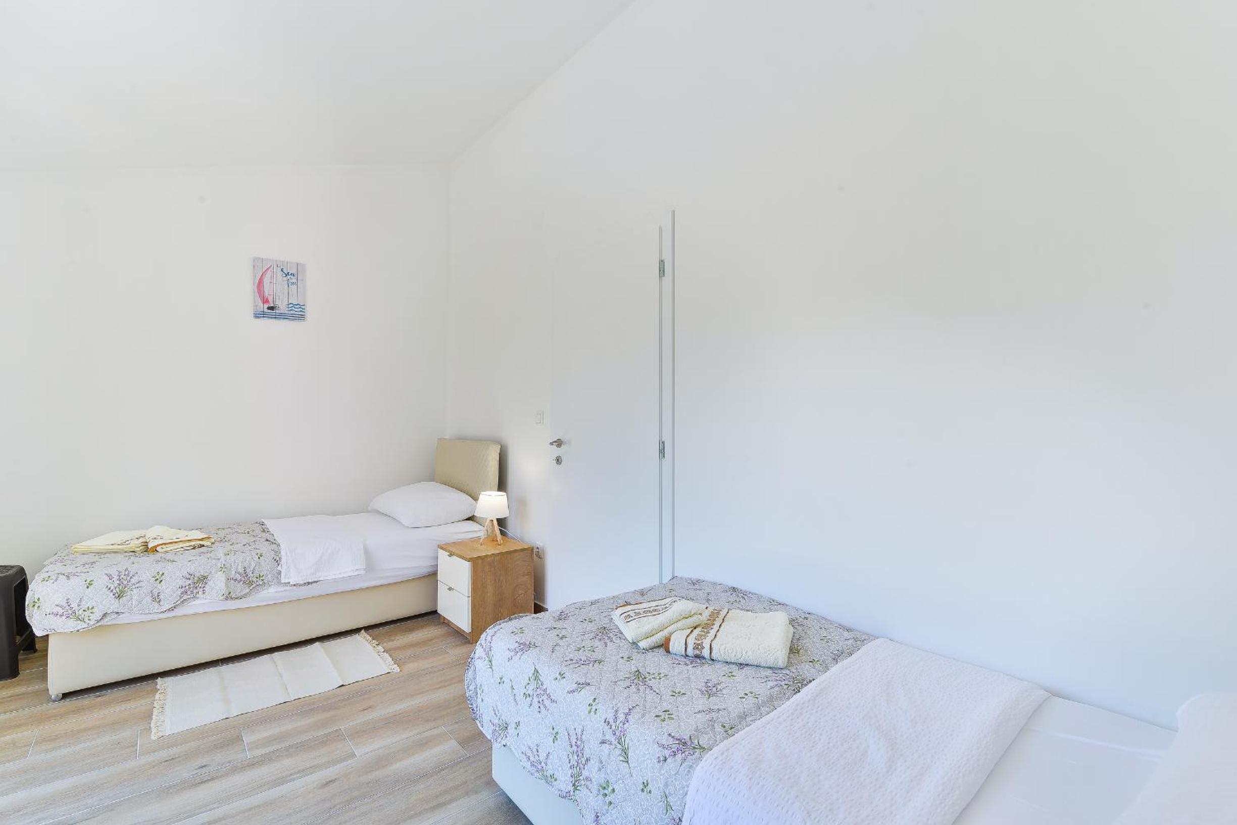 Villa photo 2