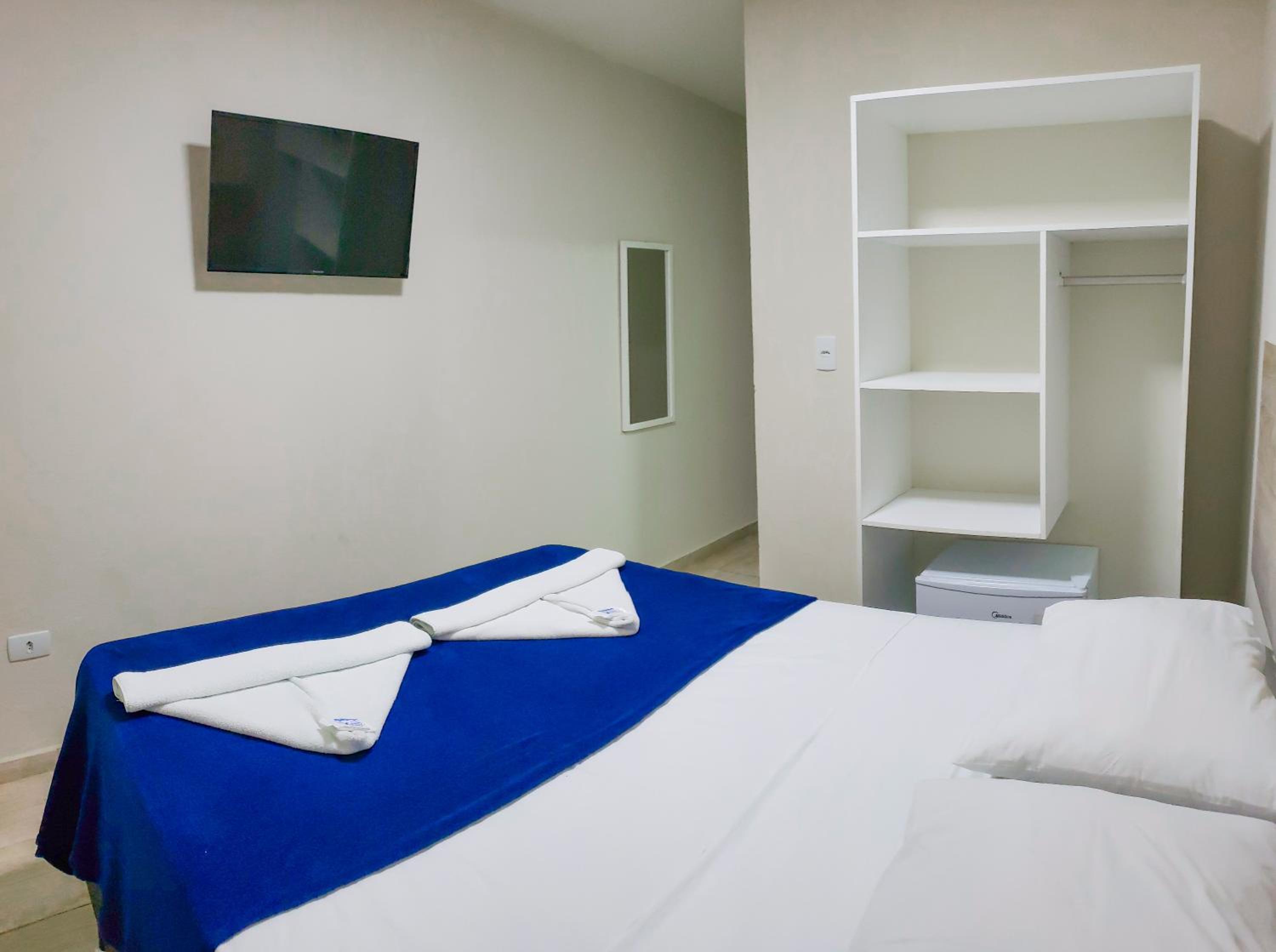 Double Room with Patio - Photo 4