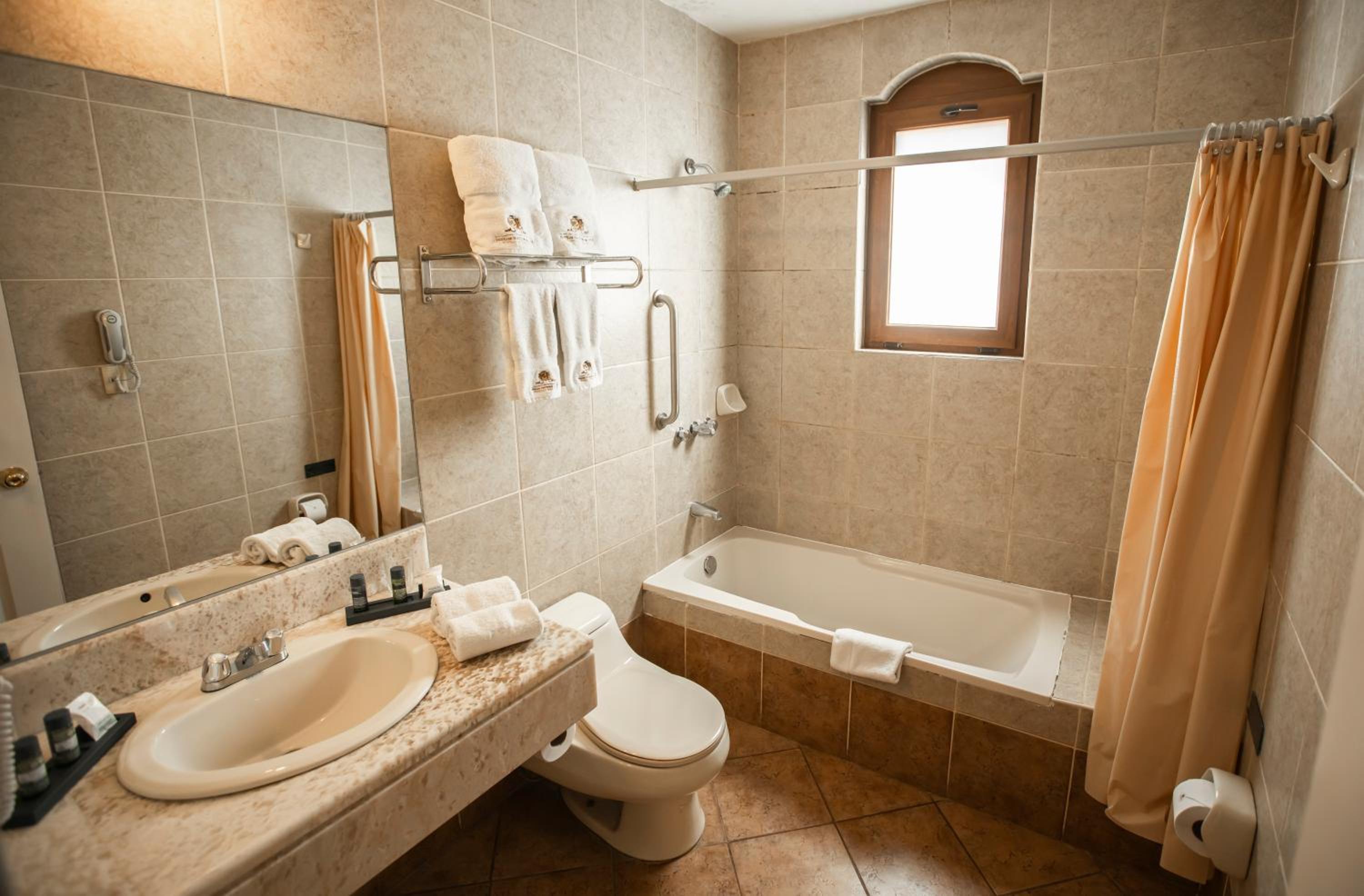 Double Room - Photo 4