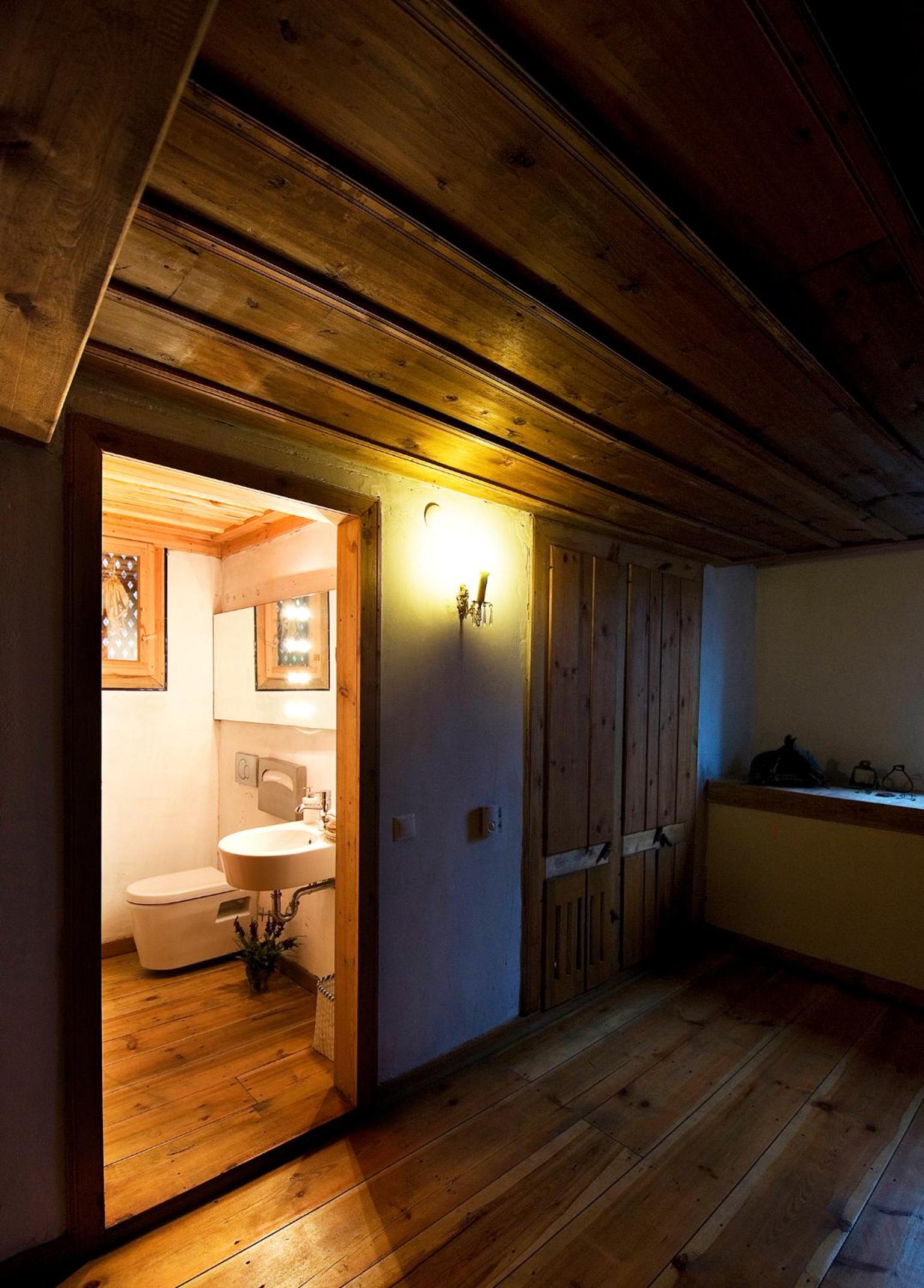 Double or Twin Room - Photo 19