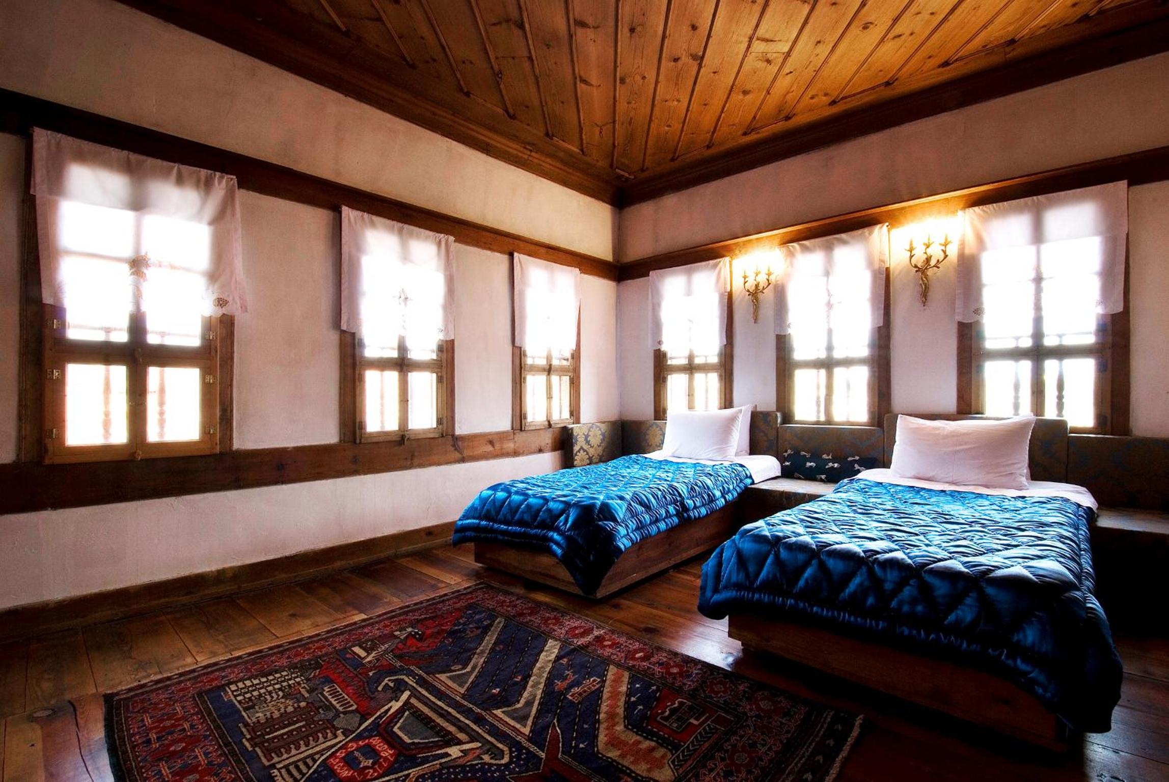 Double or Twin Room - Photo 18