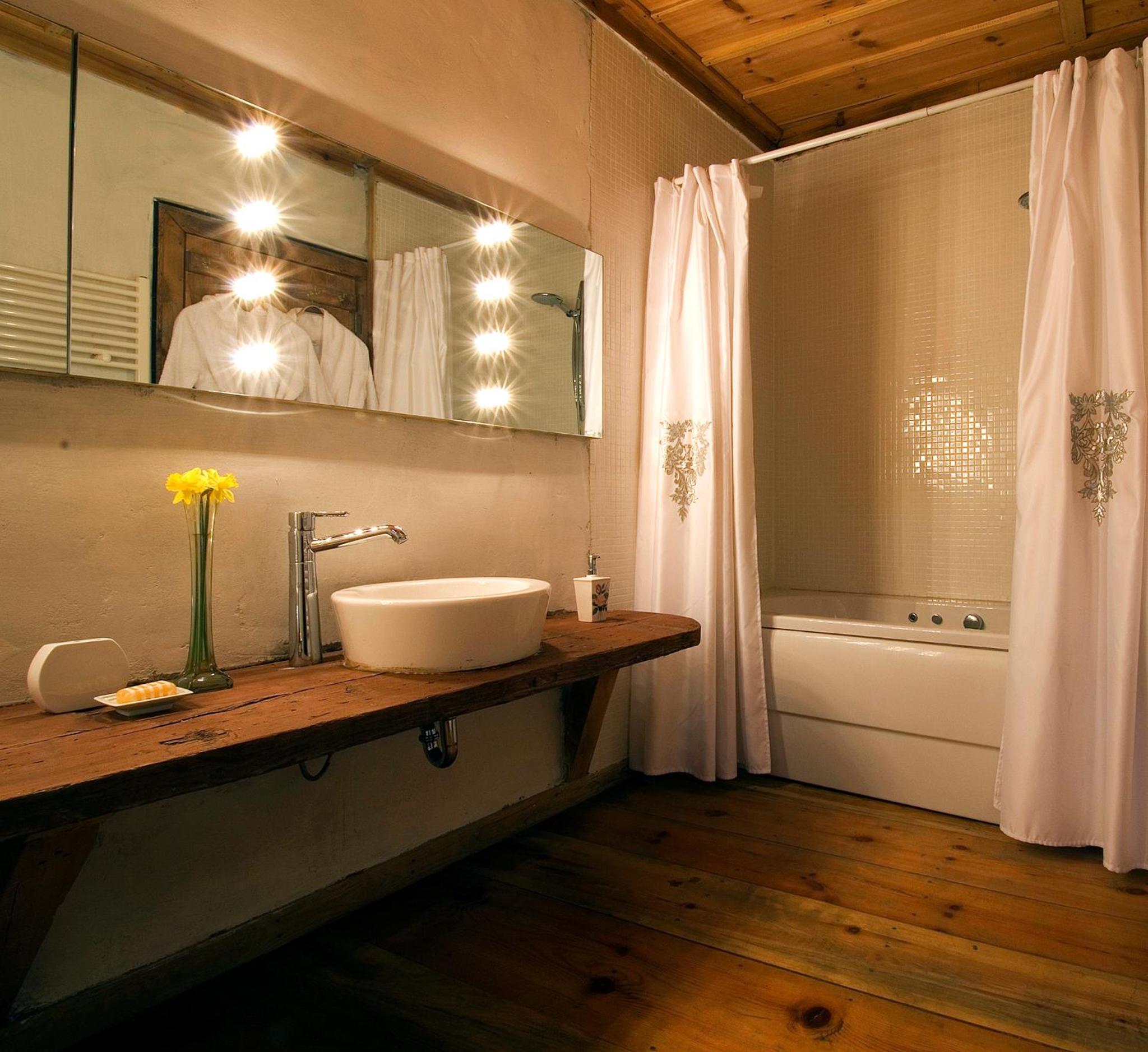 Suite - Photo 4