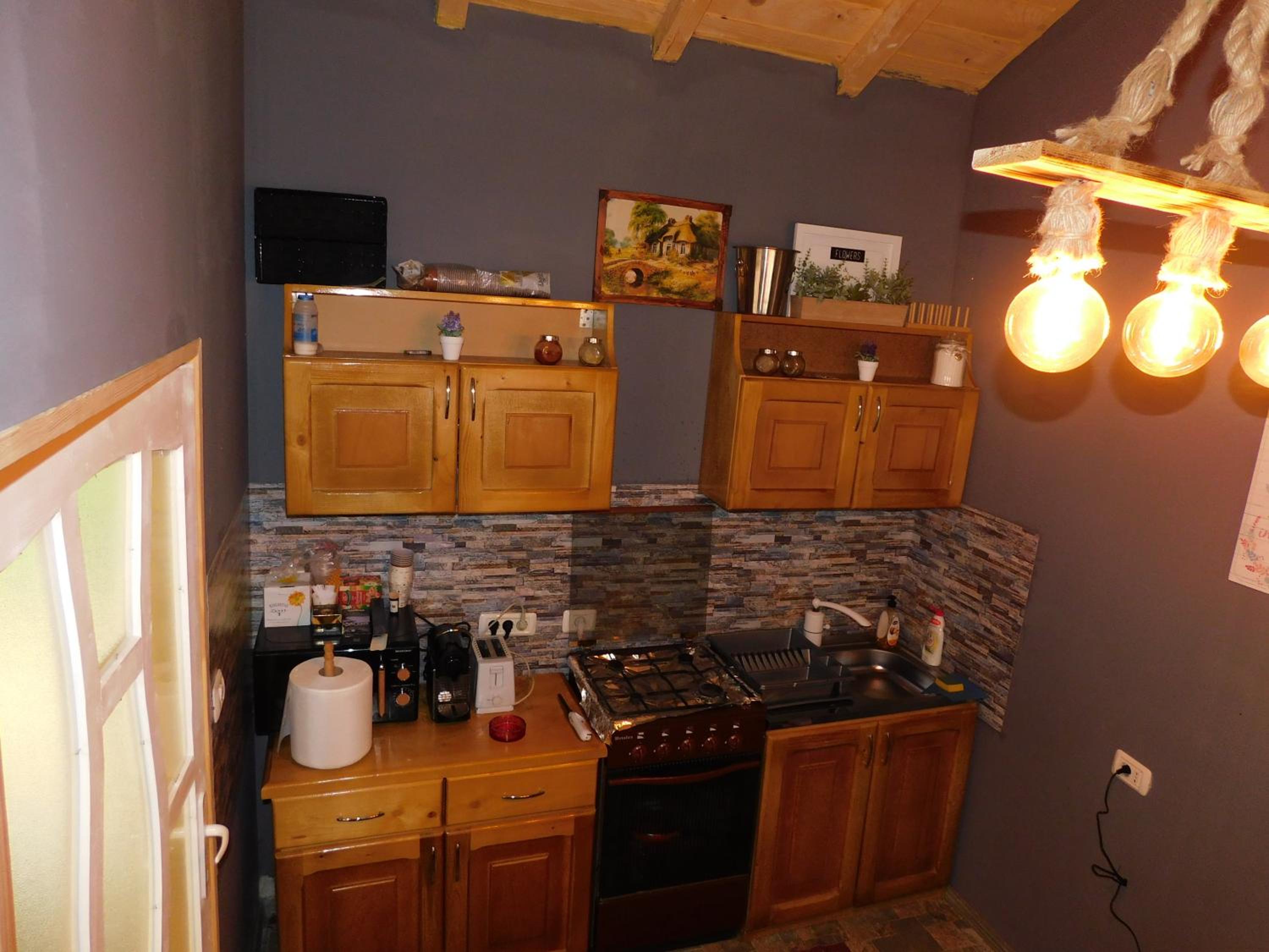 One-Bedroom House - Photo 43