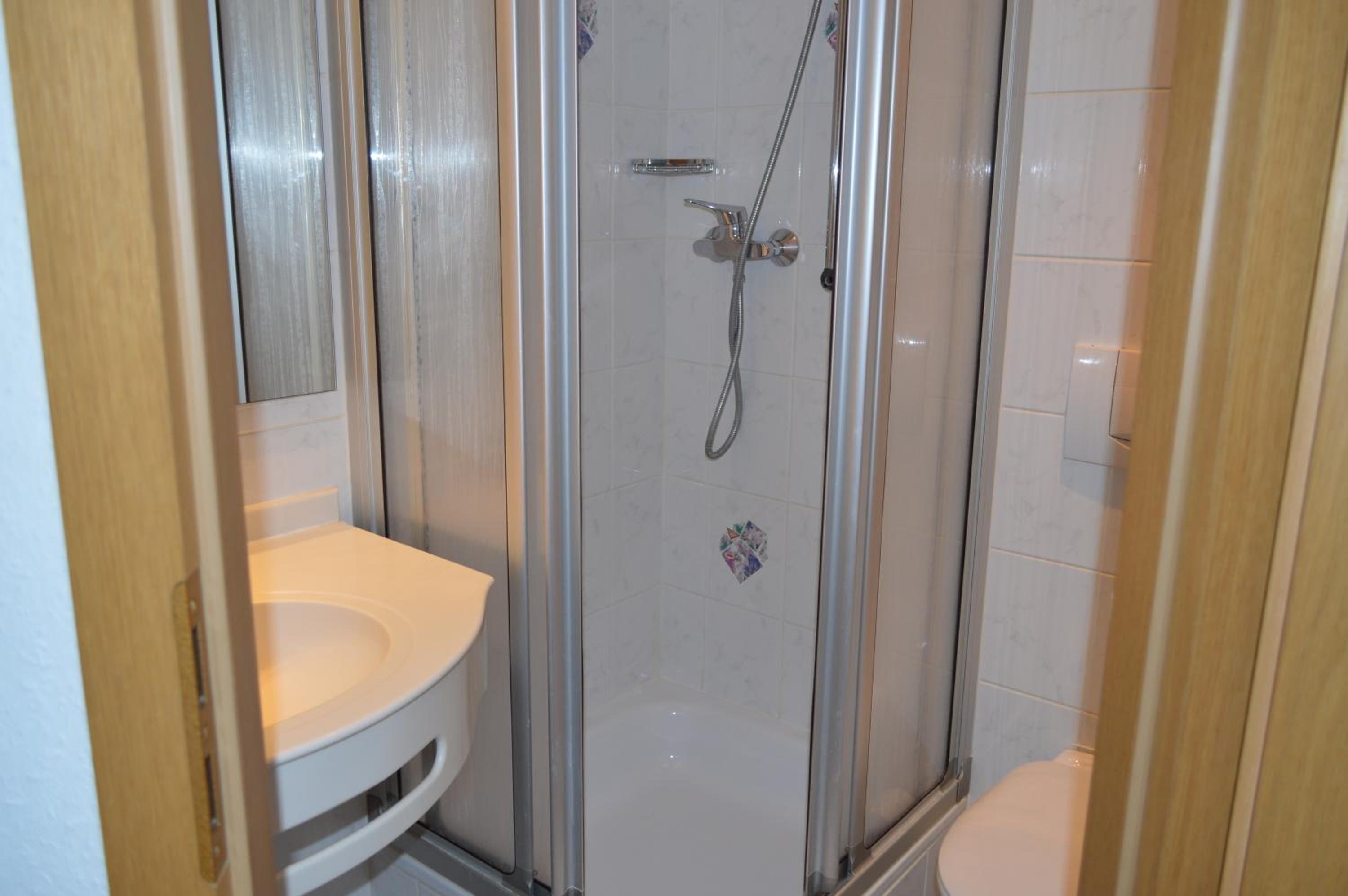 Single Room with Shower photo 2