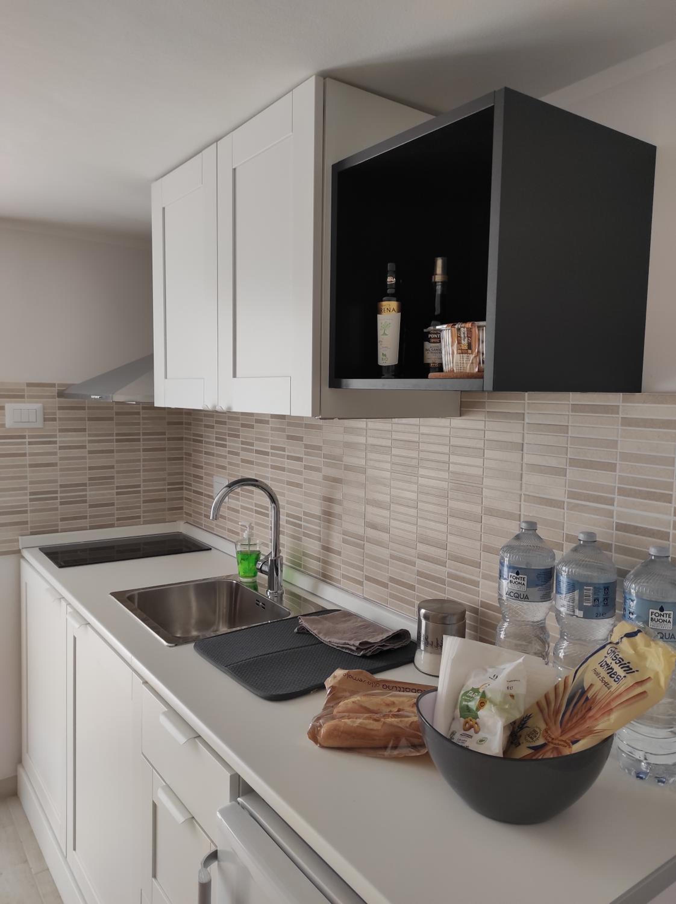 One-Bedroom Apartment - Photo 16