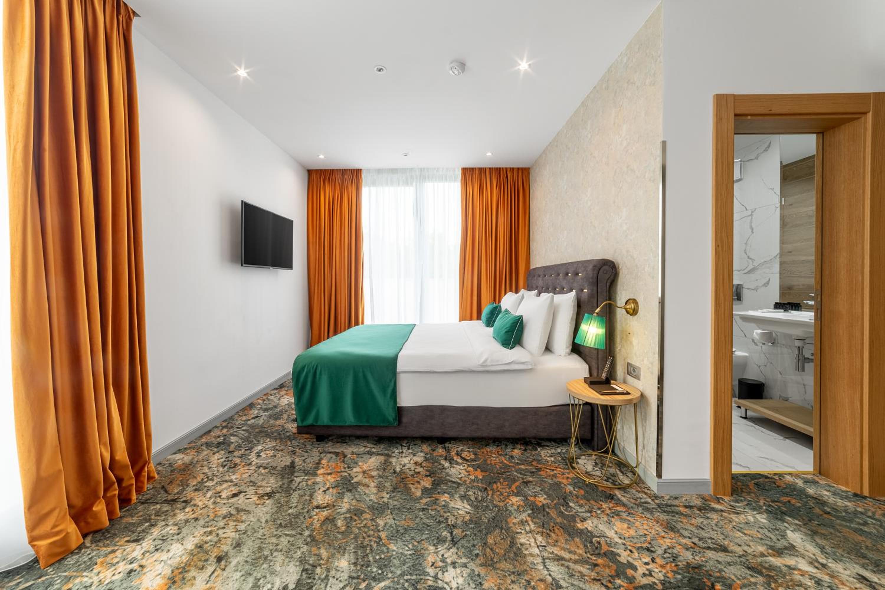 Executive King Room with Terrace - Photo 8