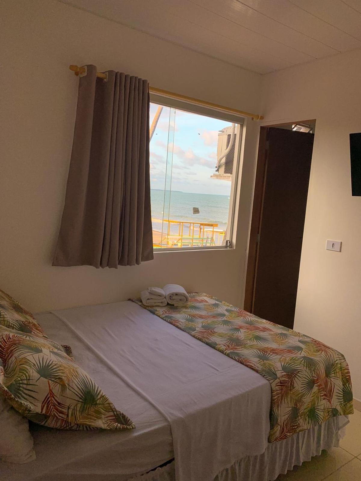 Deluxe Double Room with Side Sea View - Photo 12
