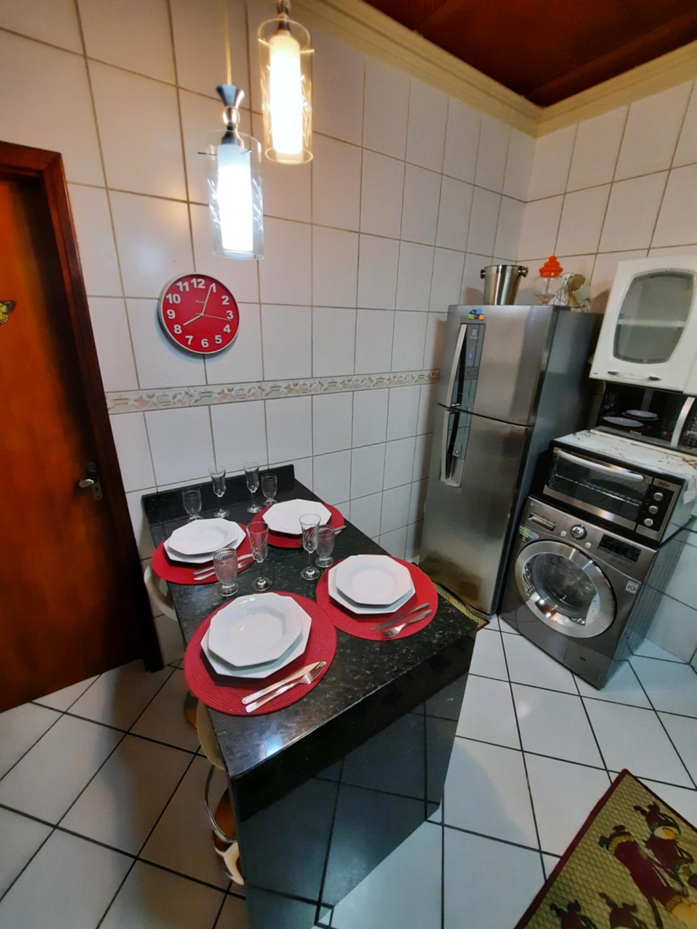 Family Room - Photo 29