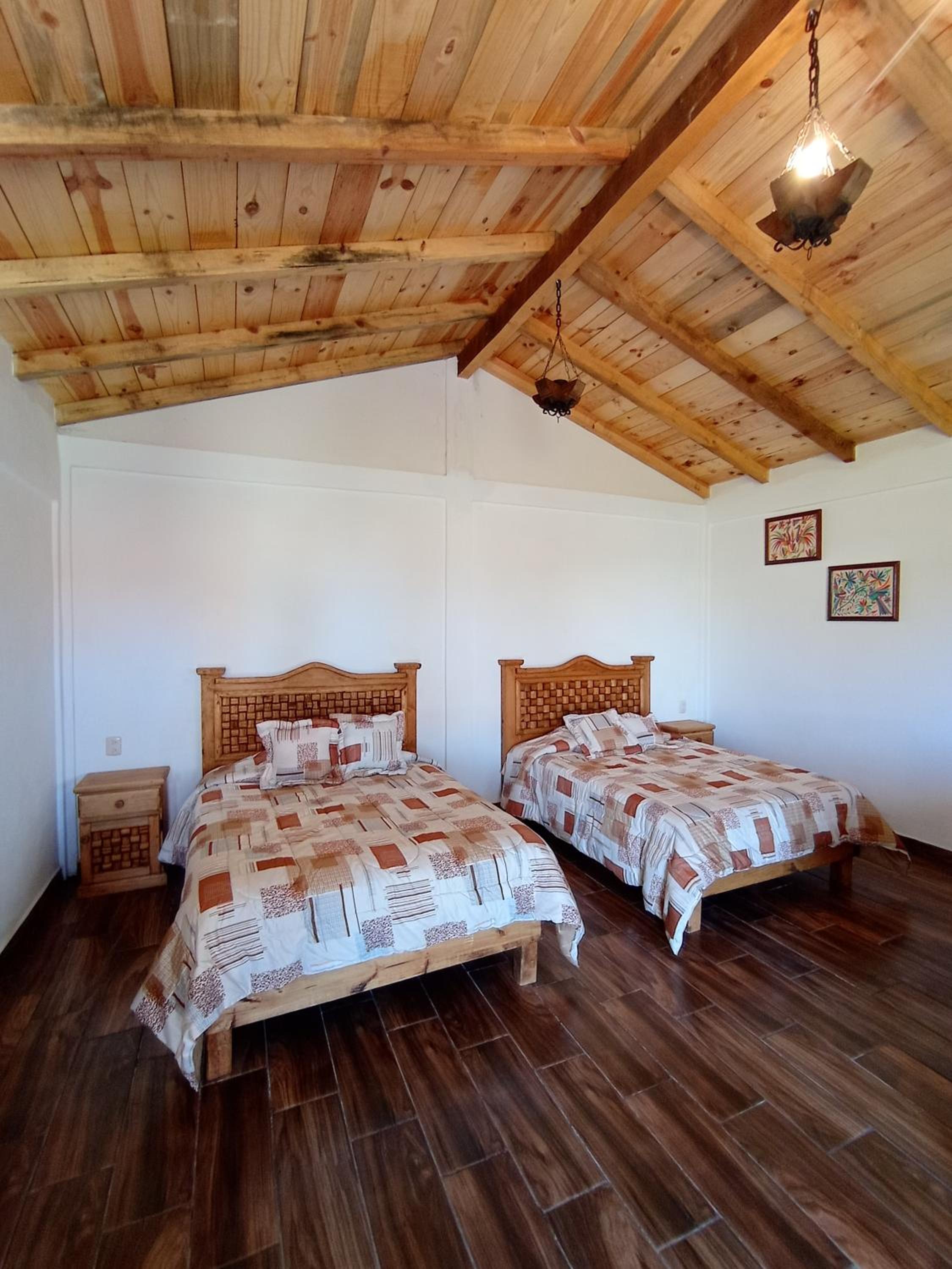 Double Room with Two Double Beds - Photo 2
