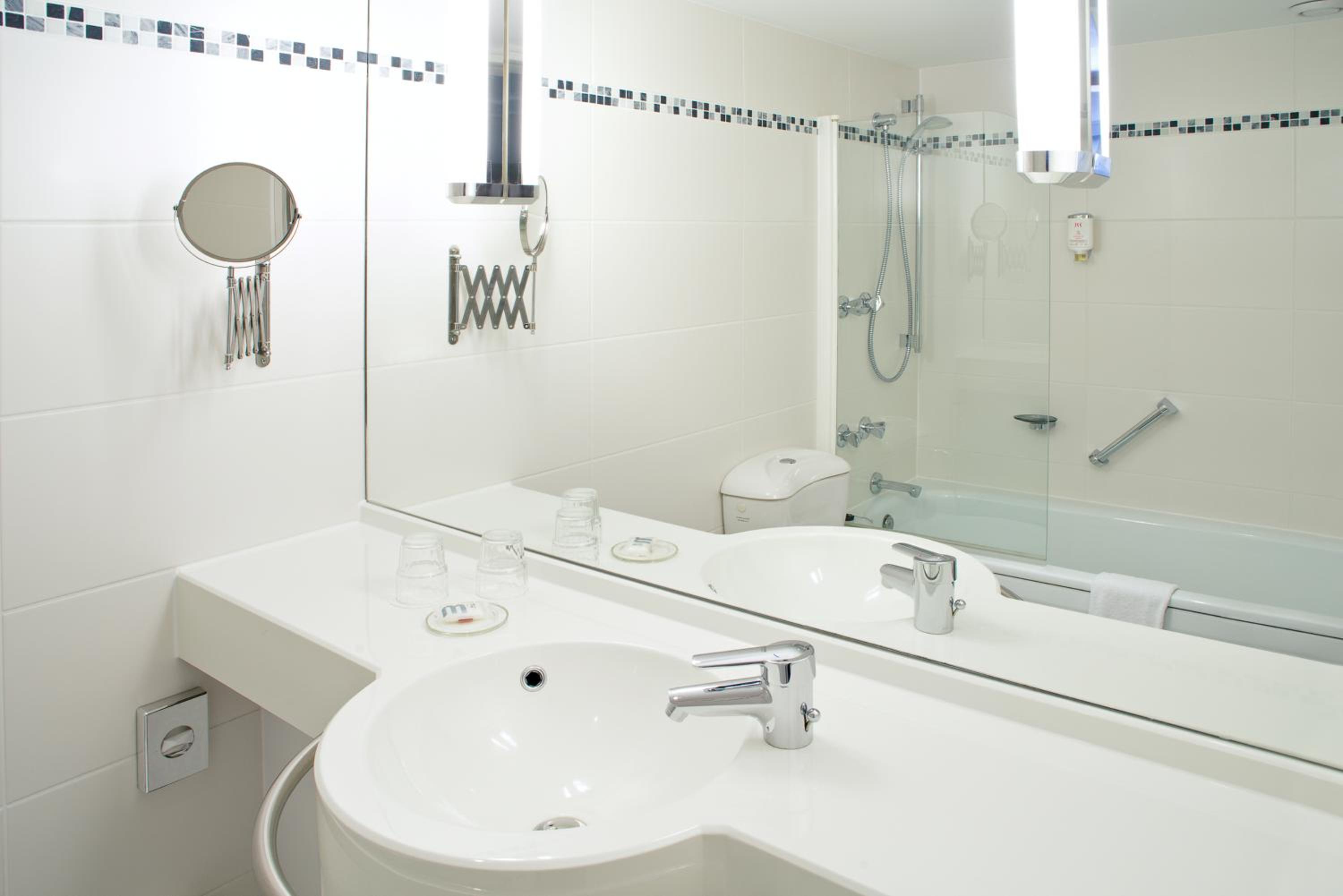 Privilege Queen Room - Photo 4