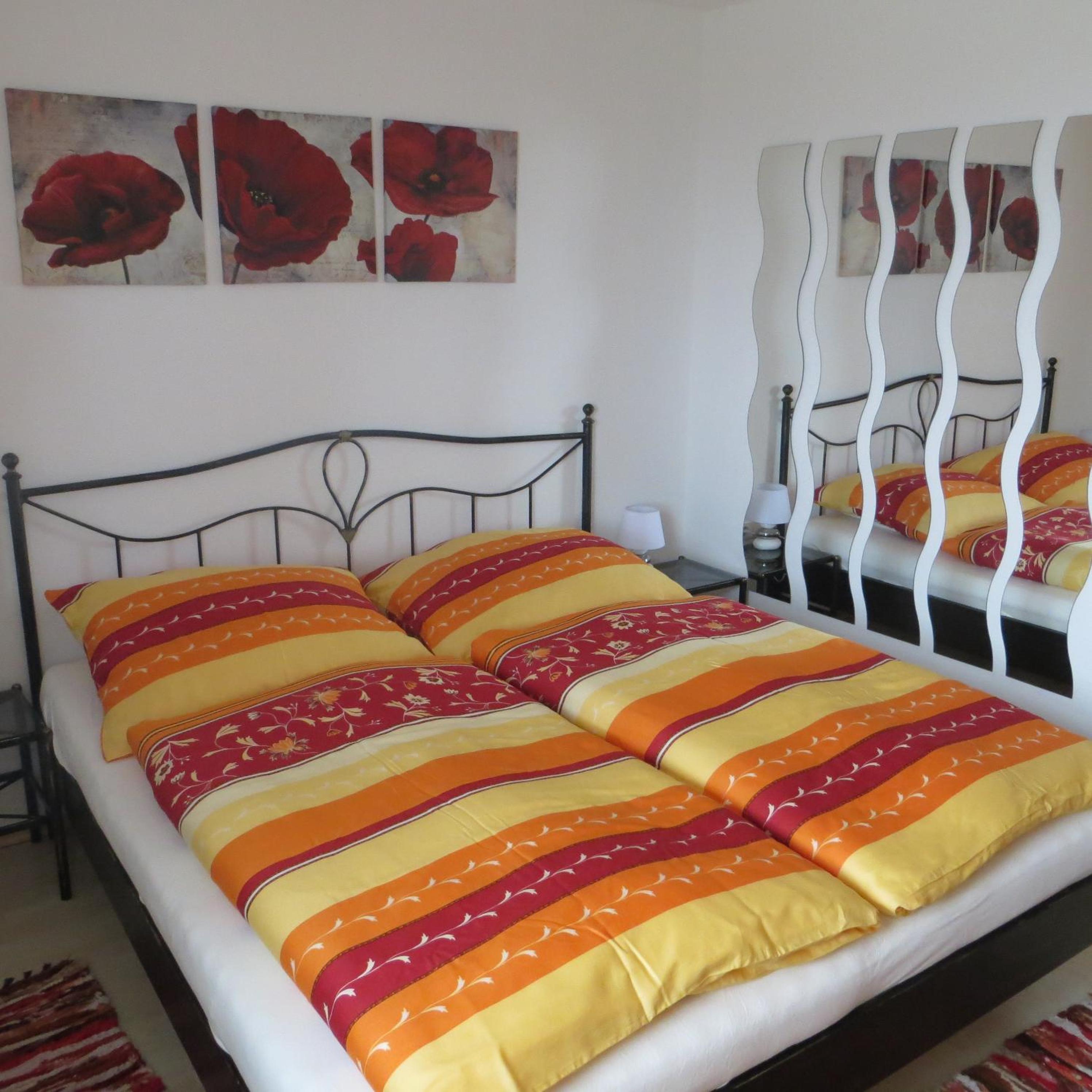 One-Bedroom Apartment with Terrace photo 2