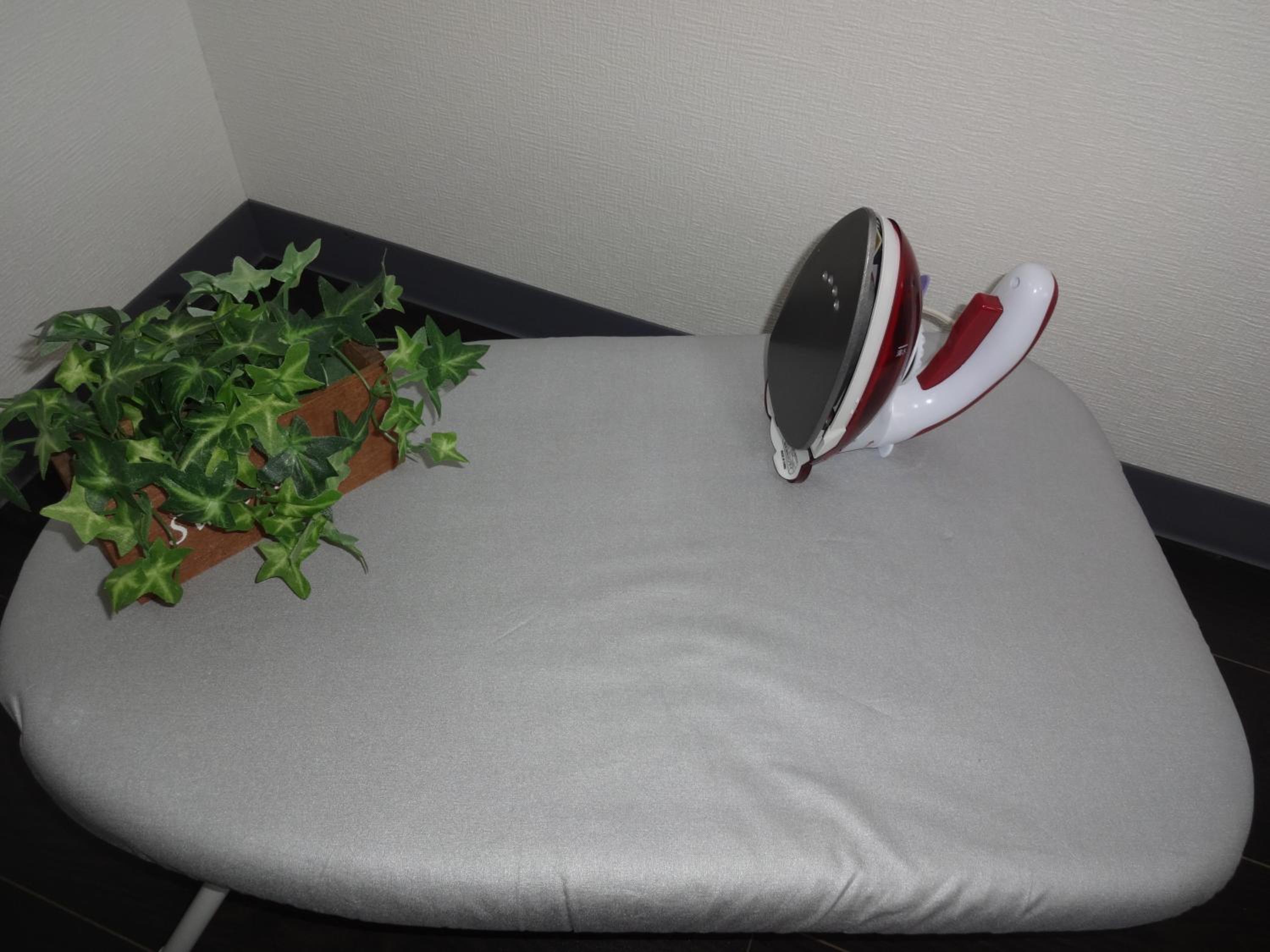 One-Bedroom Apartment - Photo 11