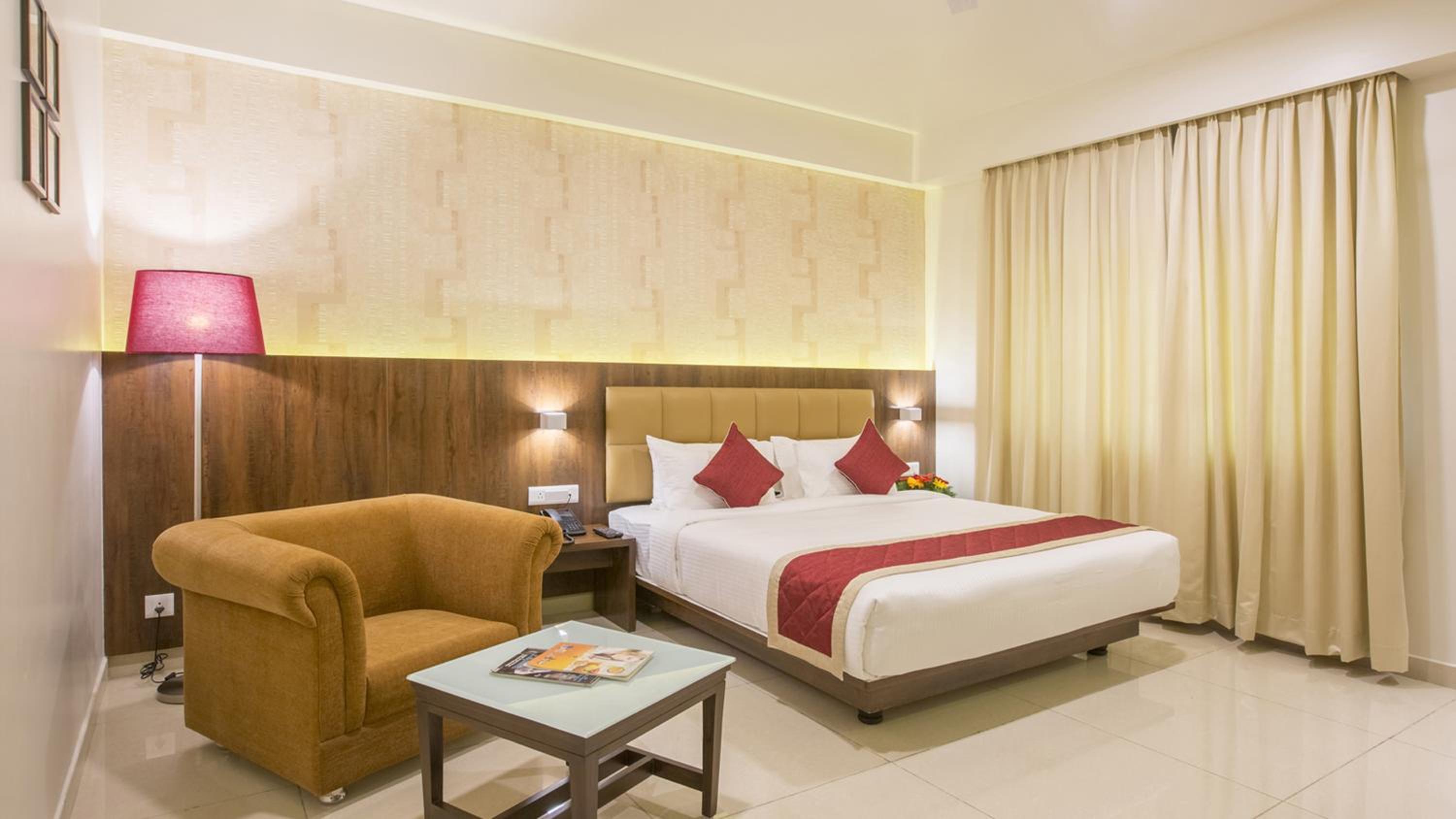 Deluxe Room - Photo 9