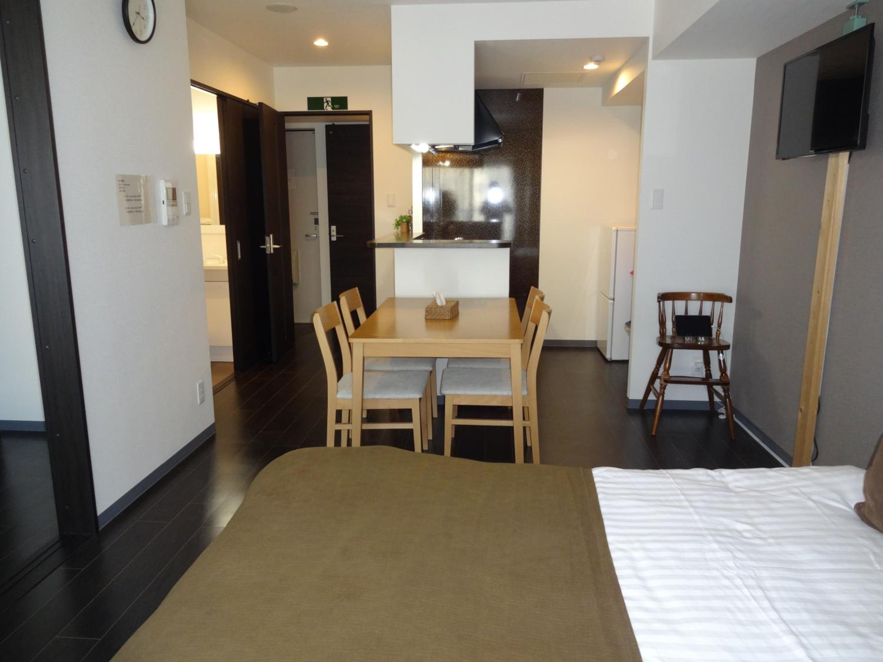 One-Bedroom Apartment - Photo 74