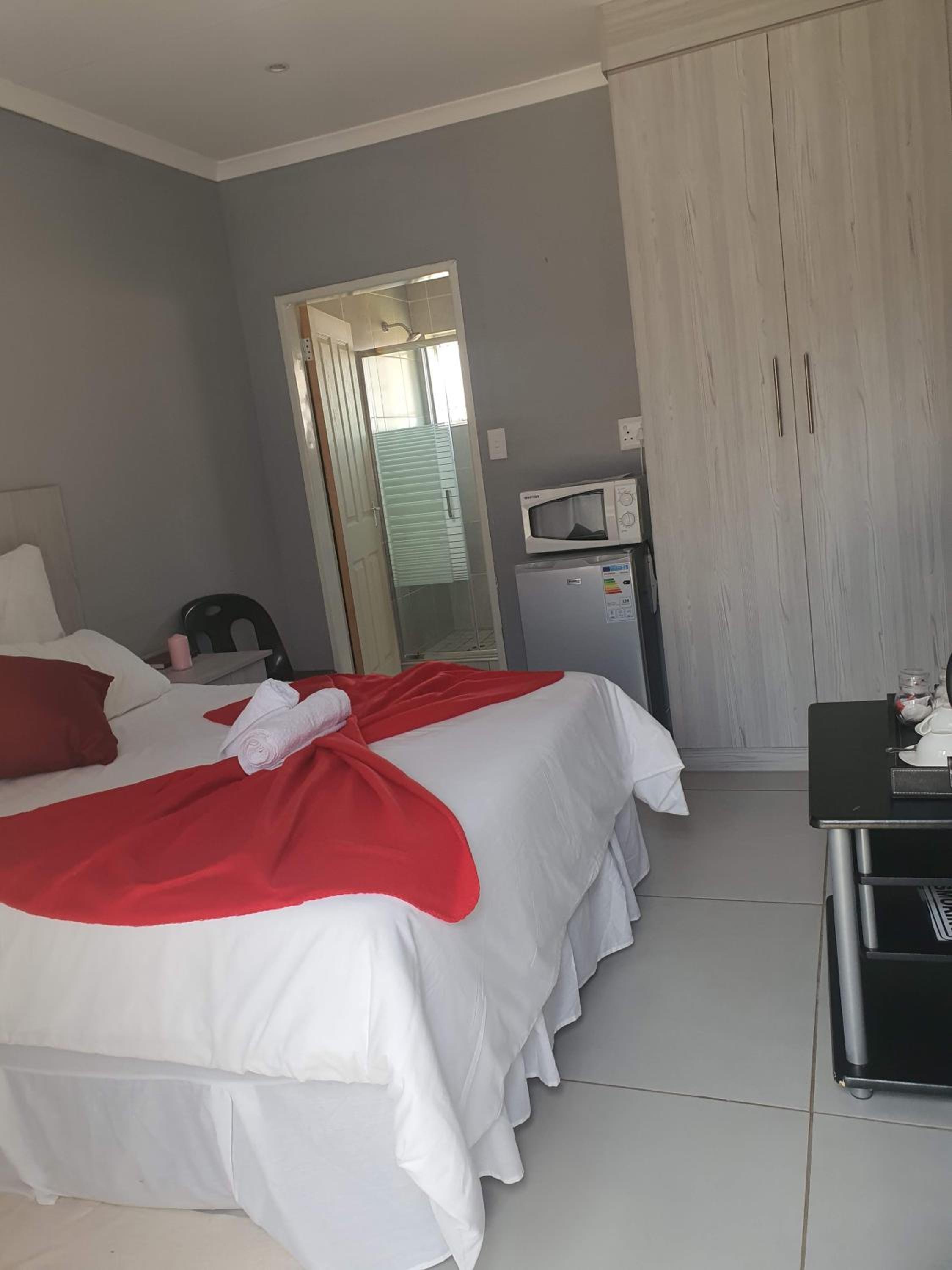 Double Room photo 3
