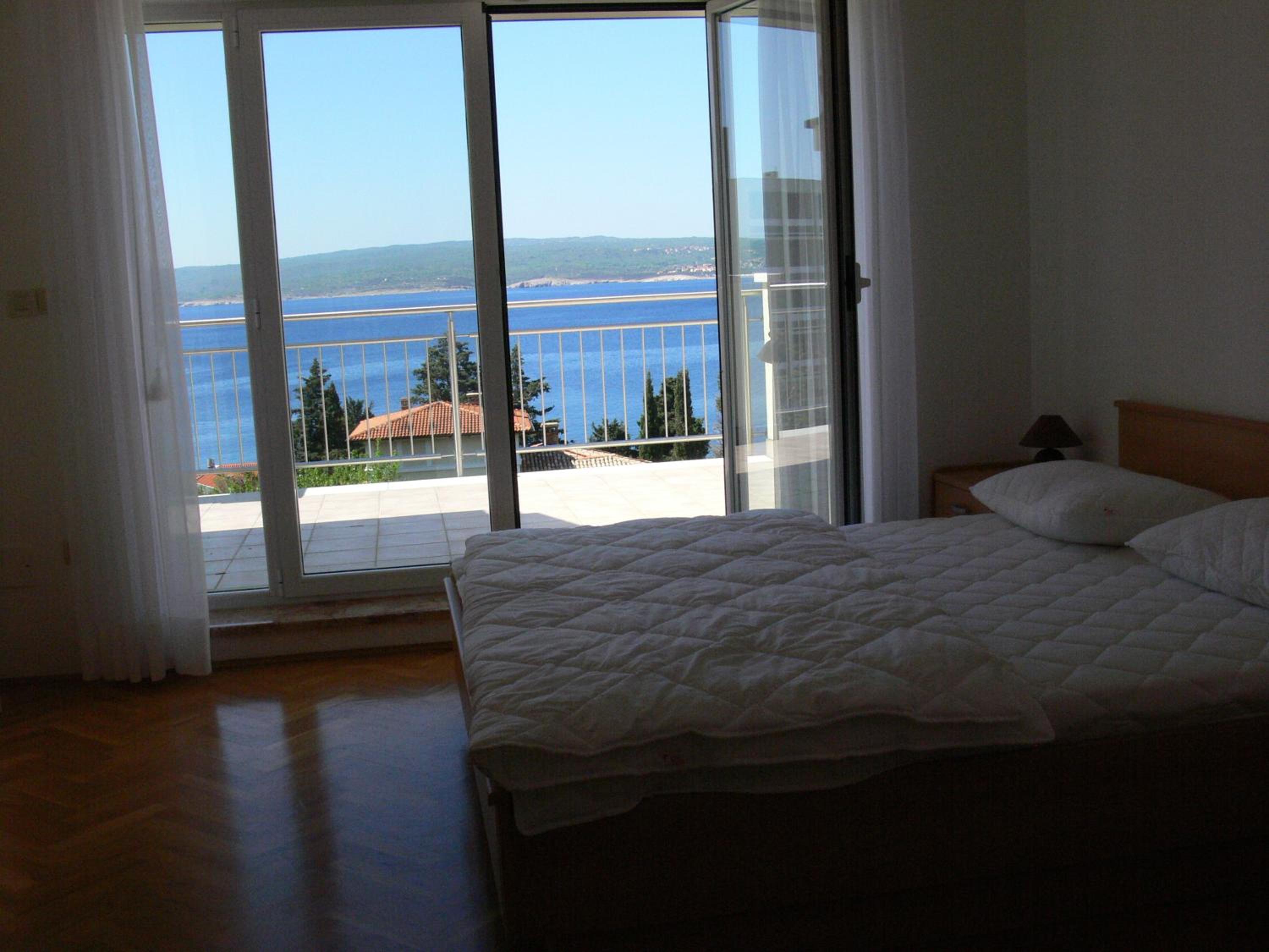 Two-Bedroom Apartment with Terrace and Sea View (5 Adults) - 3rd Floor