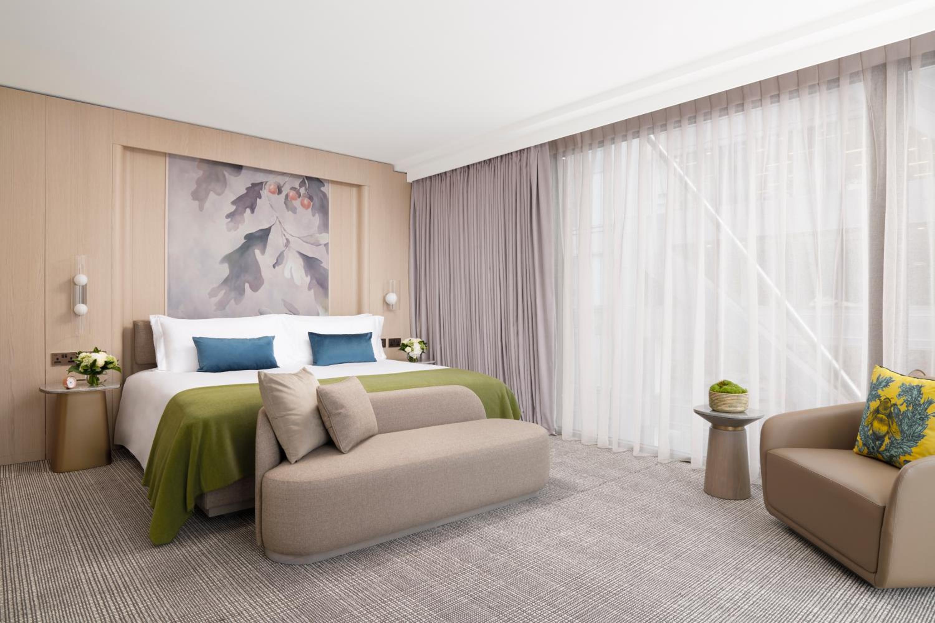 Bishopsgate suite thumbnail 5