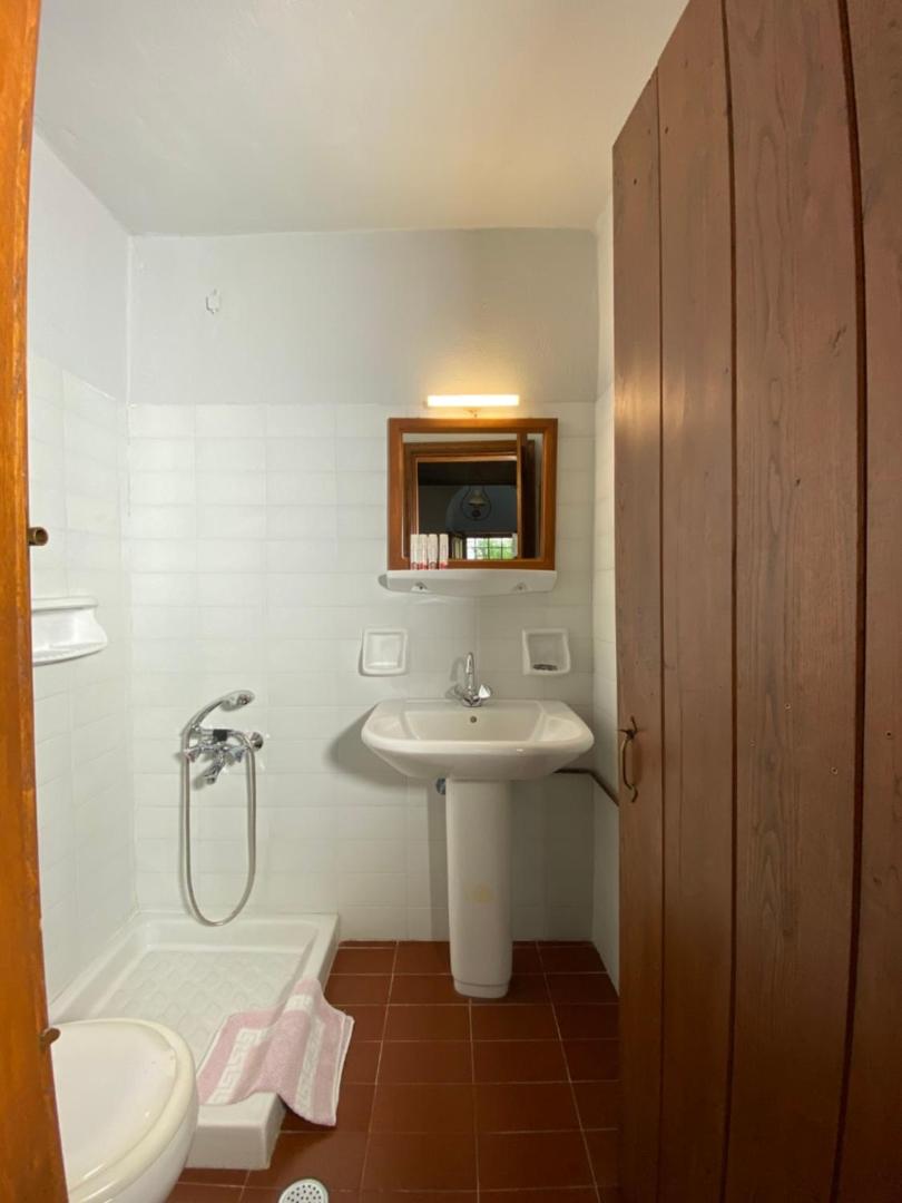 Double Room With Private External Bathroom photo 3