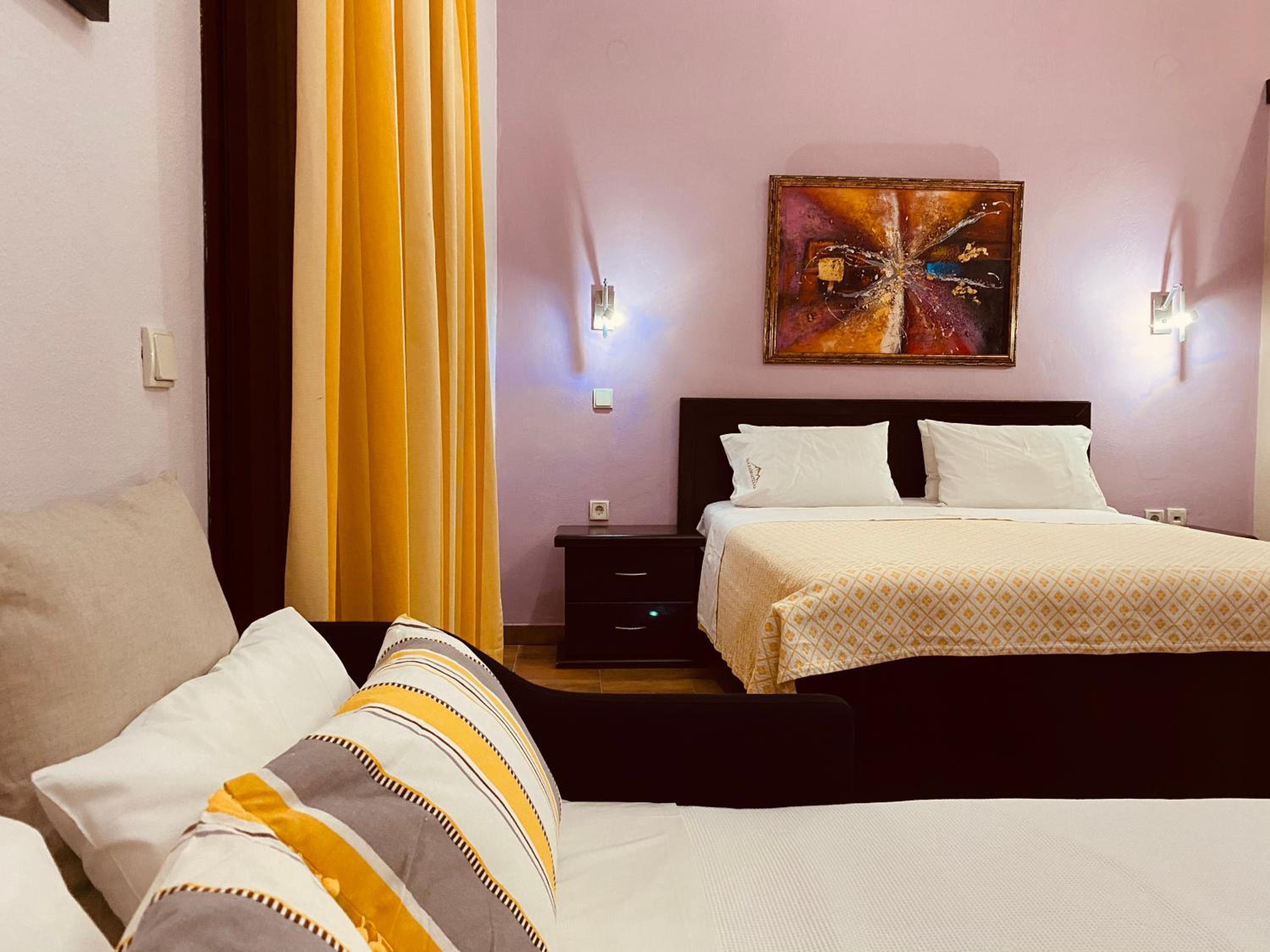 Double Room - Photo 2