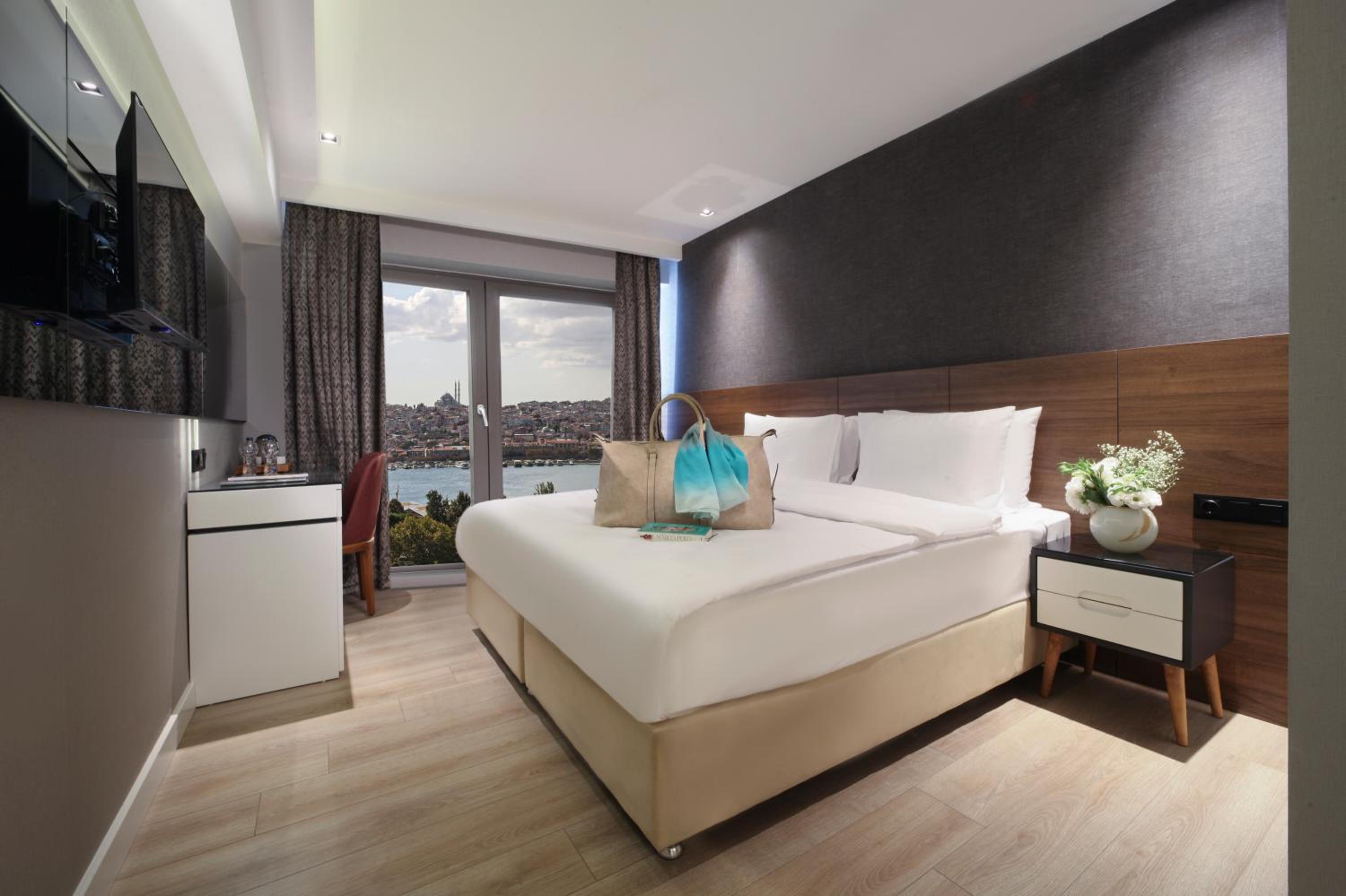 Superior Double Room photo 2