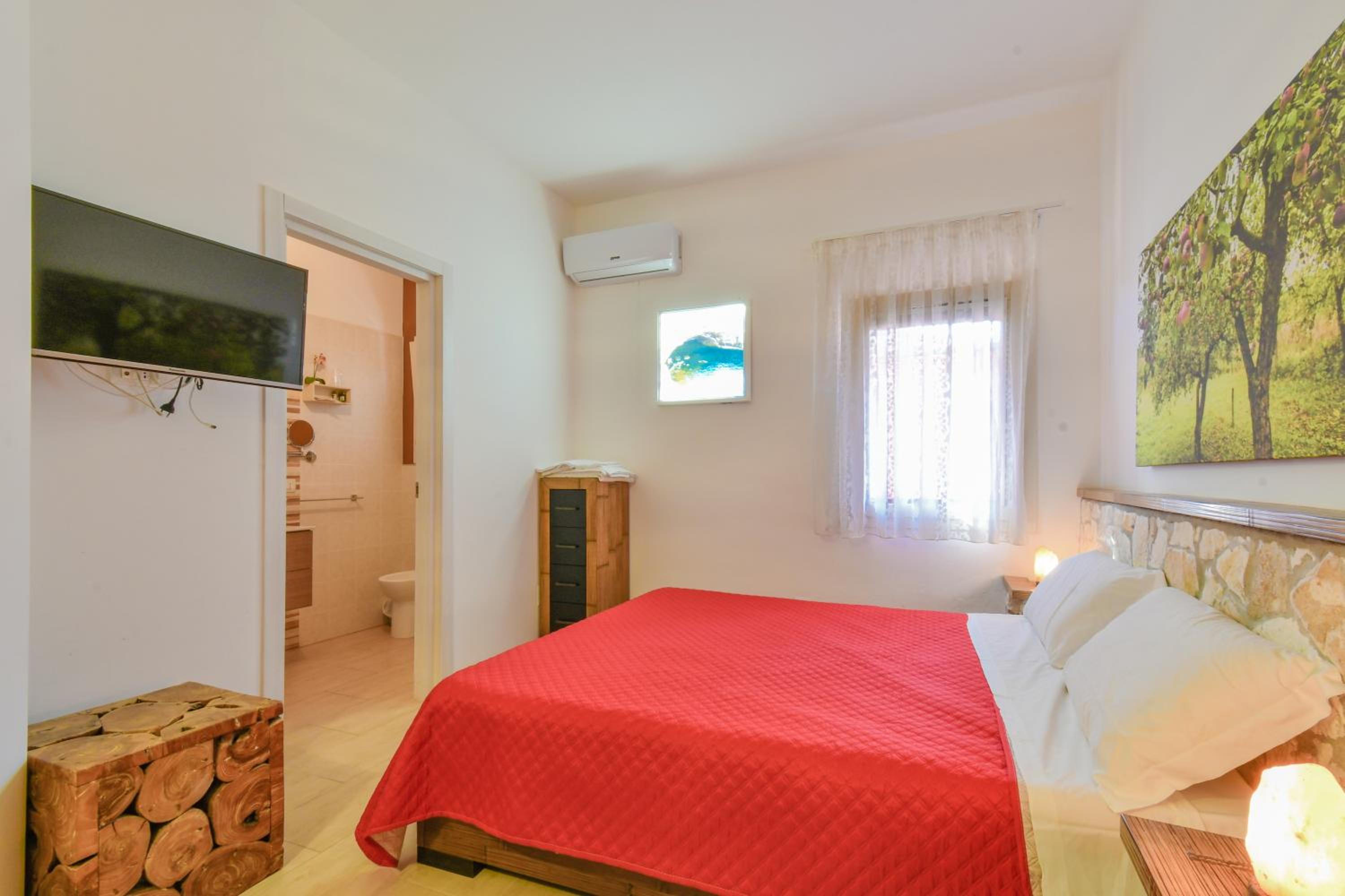 Standard Double Room - Photo 3