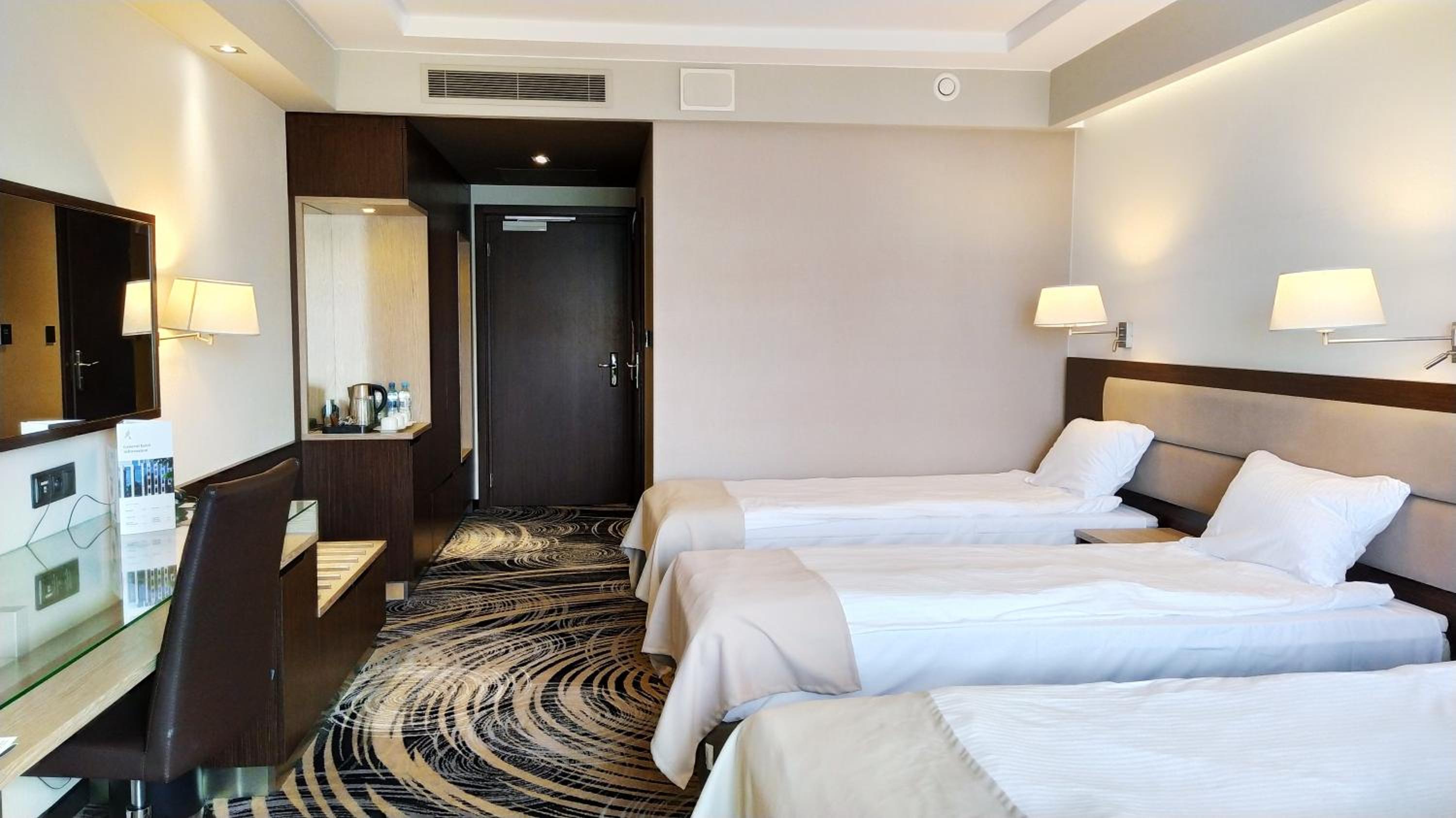 Deluxe Triple Room photo 1