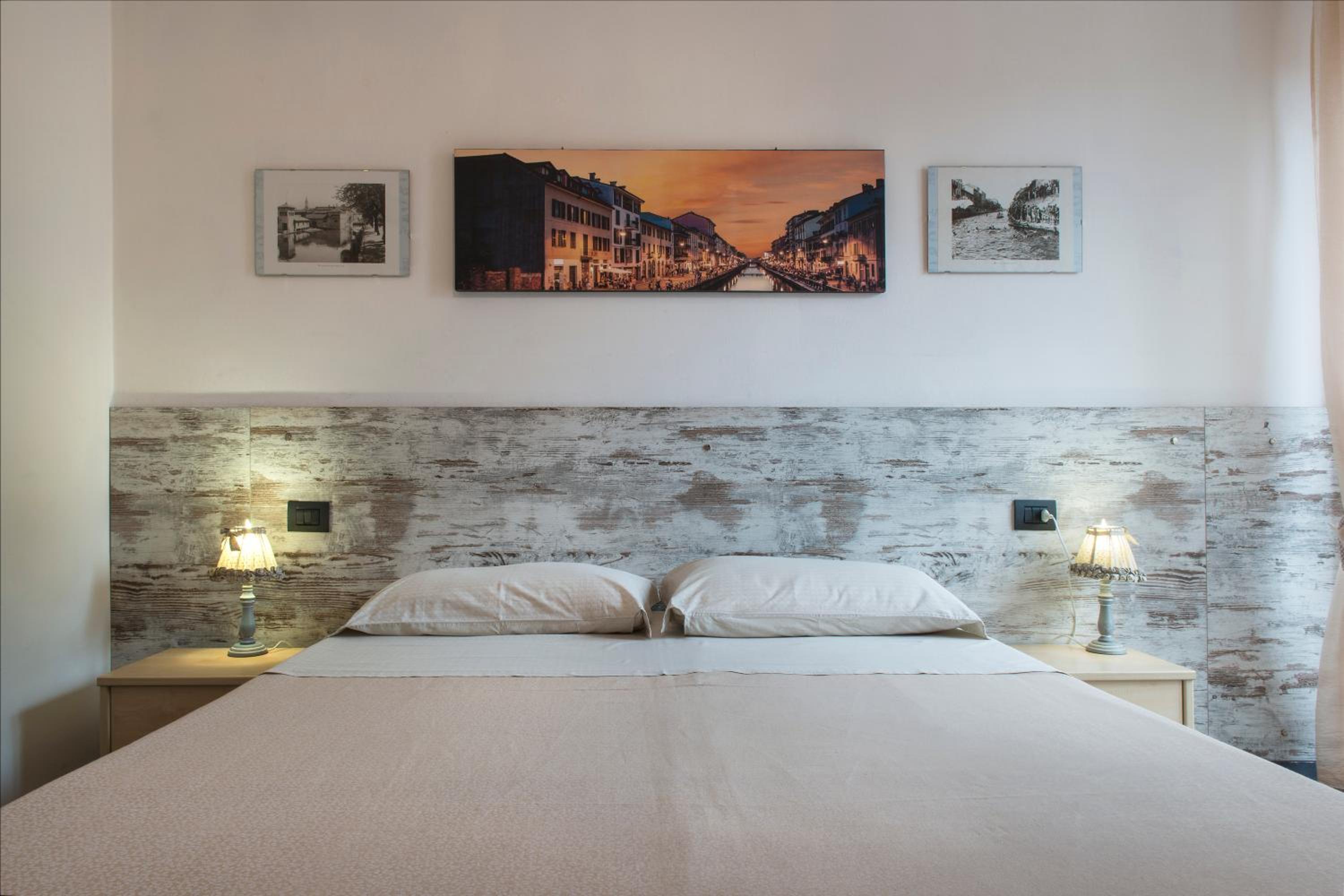 One-Bedroom Apartment with Balcony photo 1