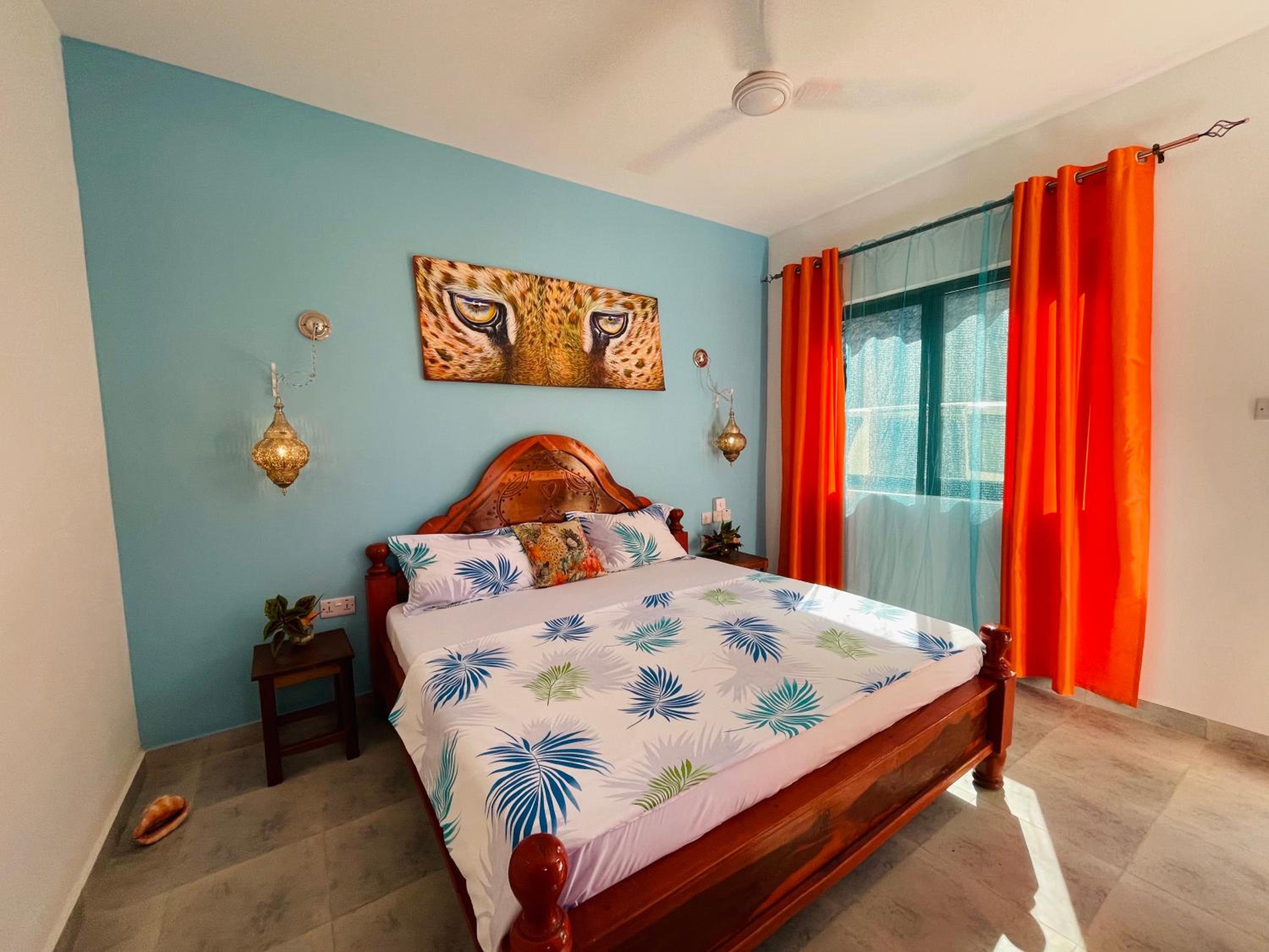 Queen Room with Garden View