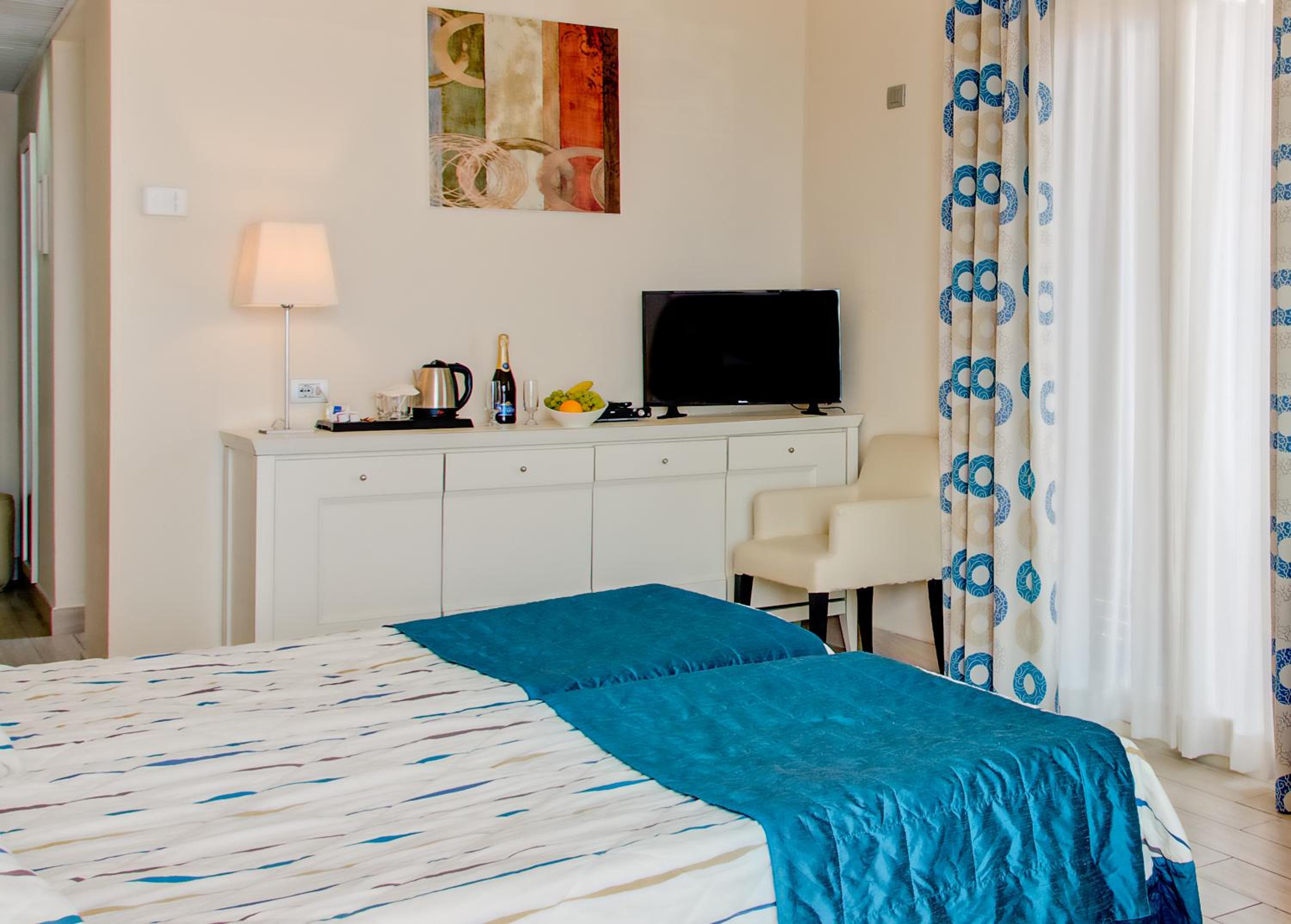 Double Room with Sea View photo 3