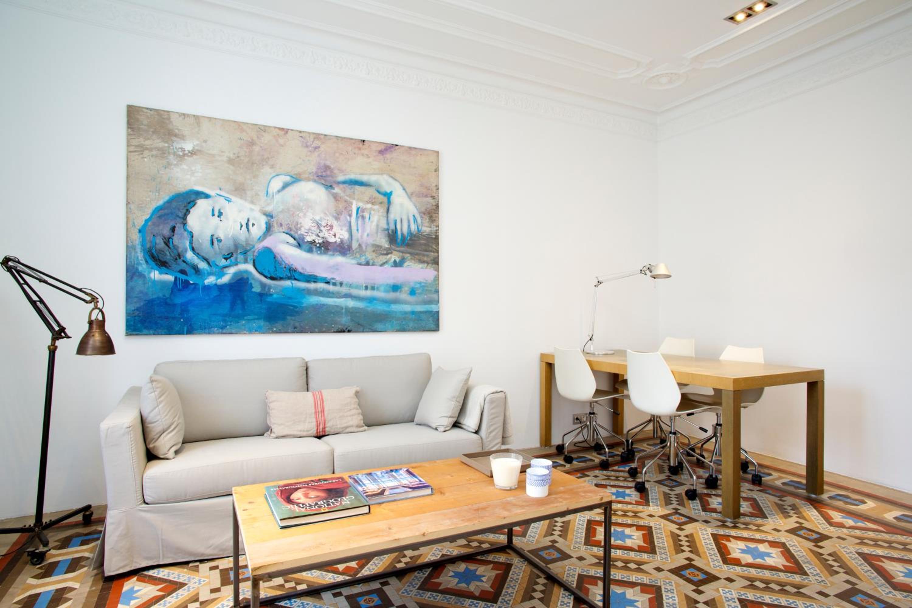 Two-Bedroom Apartment with Balcony photo 3