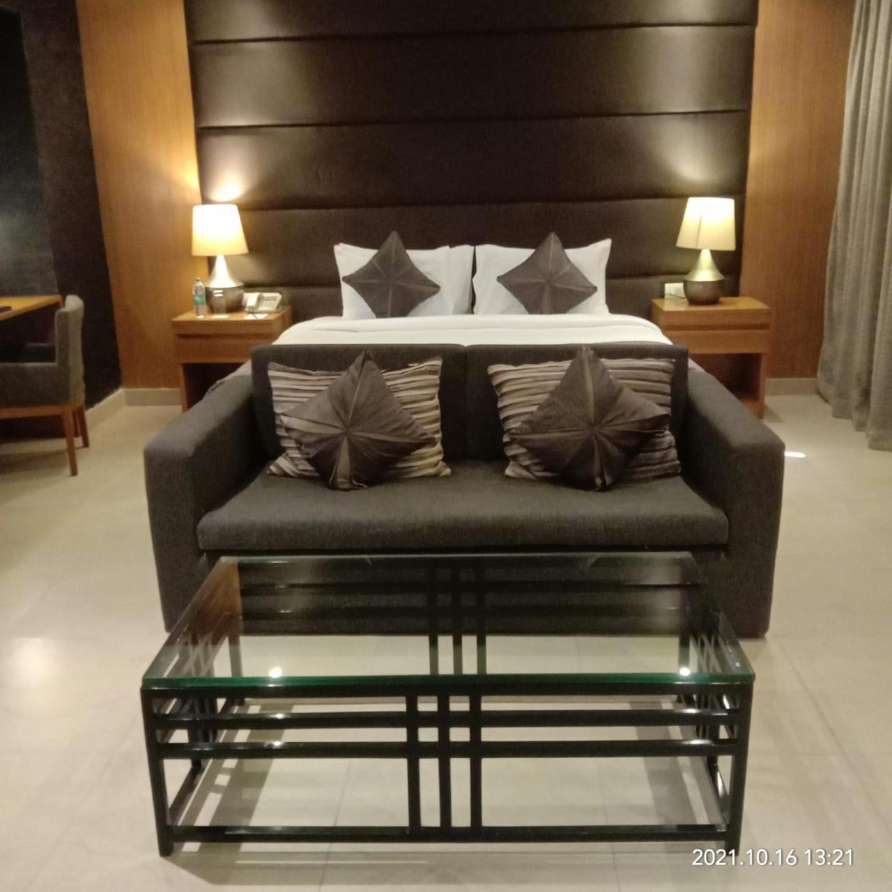 Suite with Terrace - Photo 6