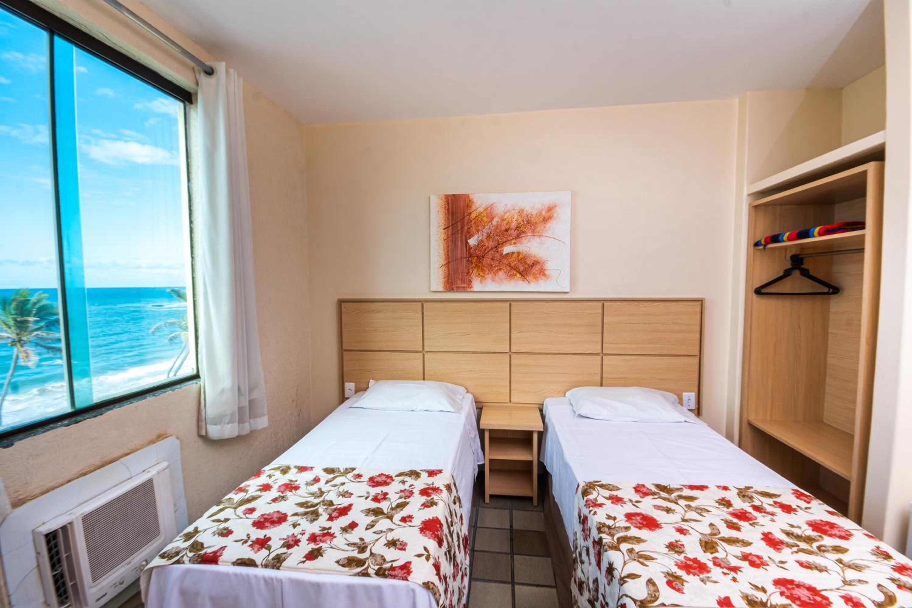 Standard Twin Room photo 3