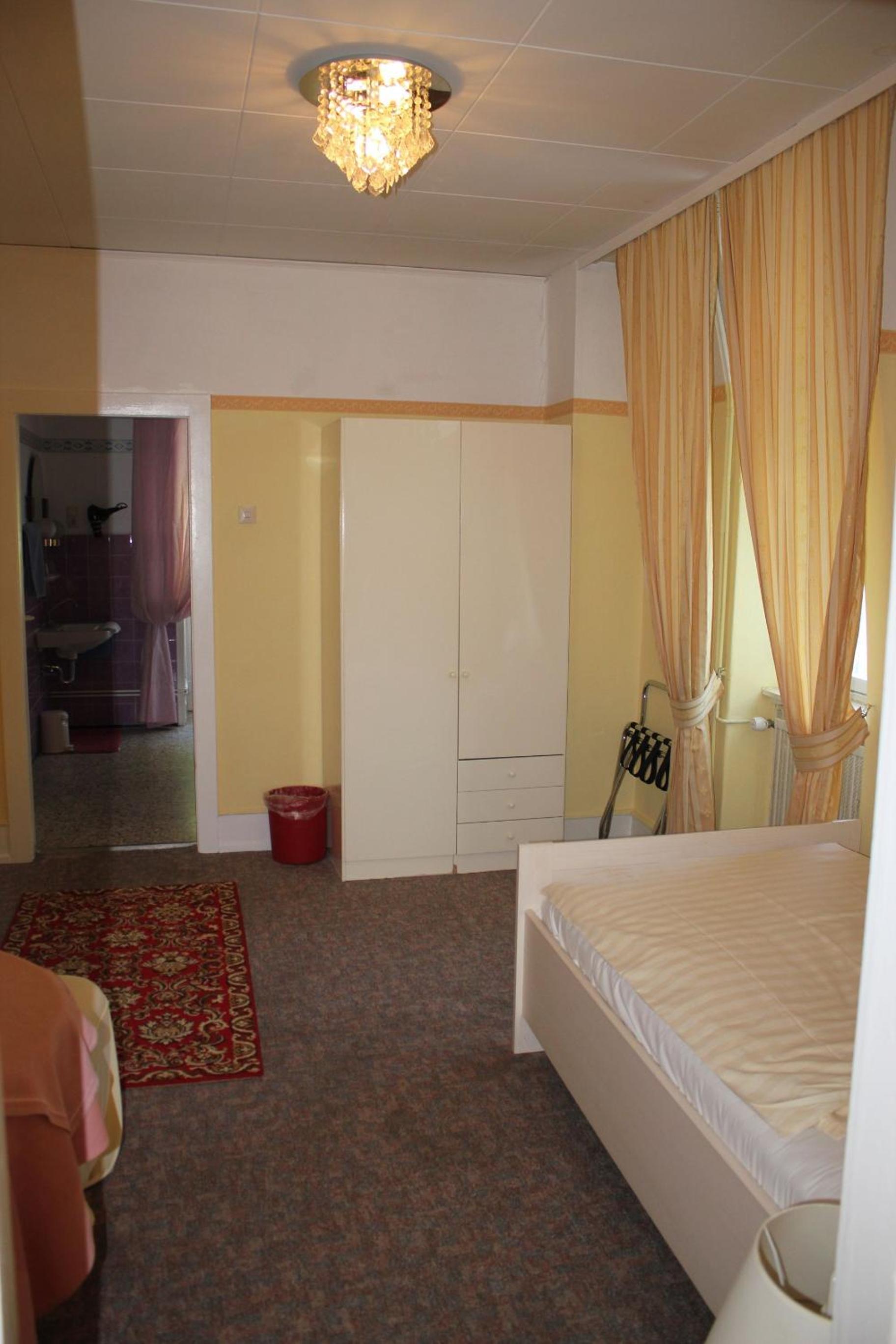 Standard Triple Room photo 2