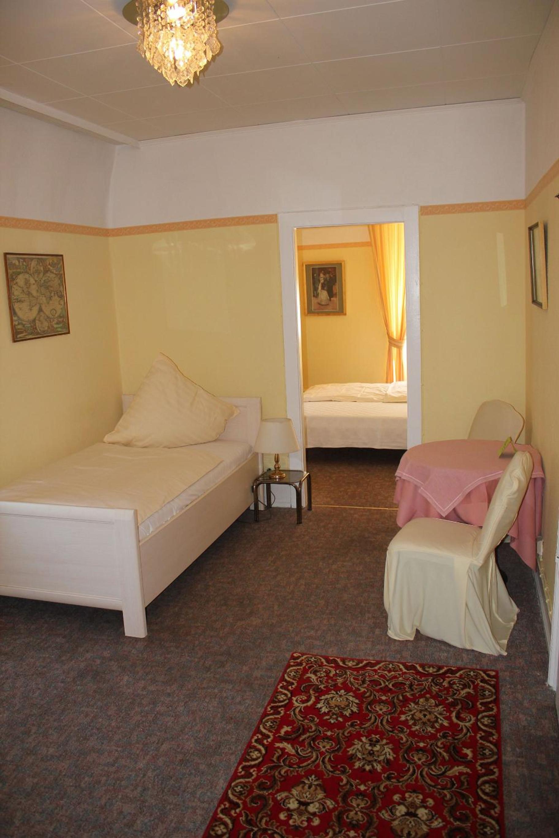 Standard Triple Room photo 3