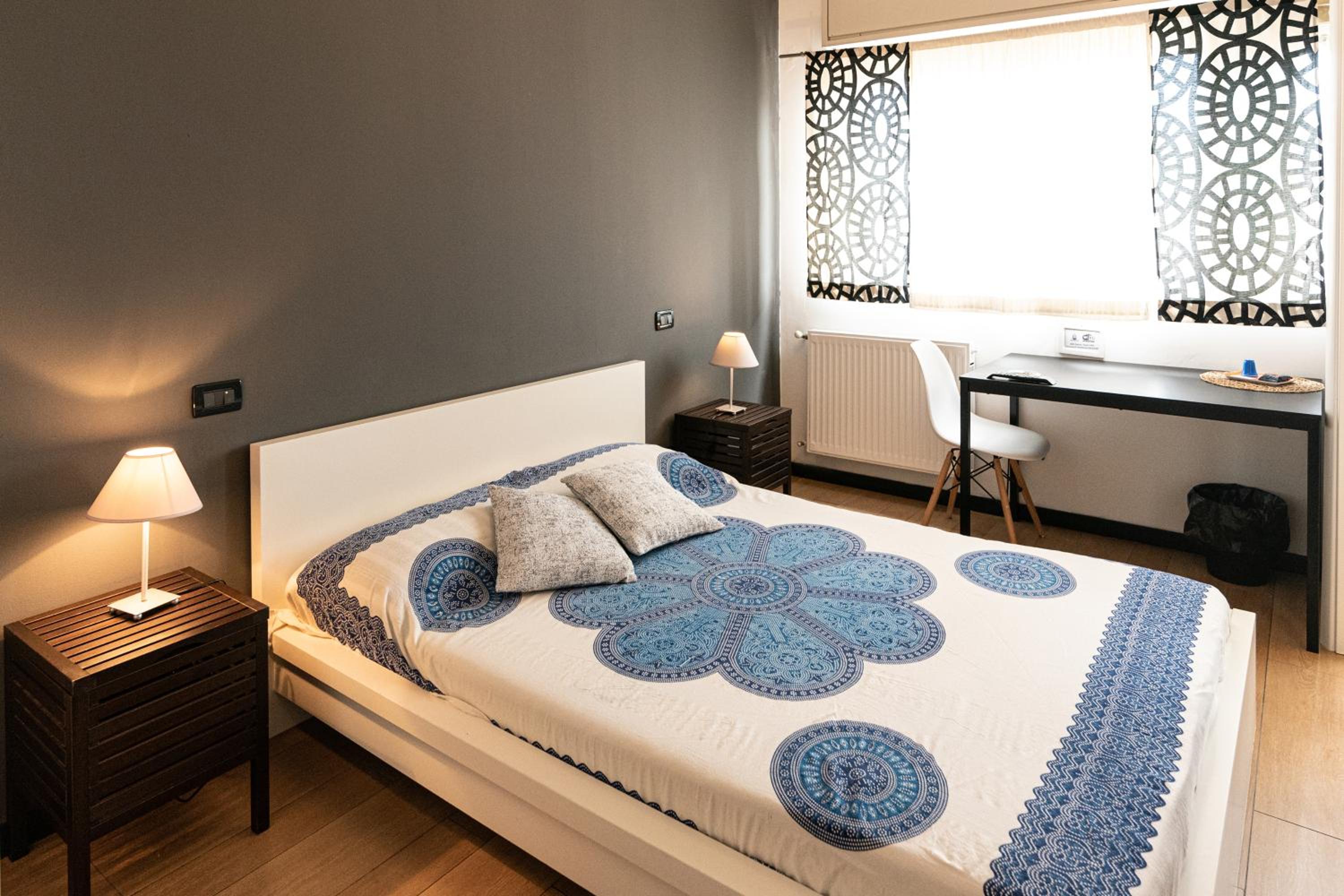 Double Room - Photo 9