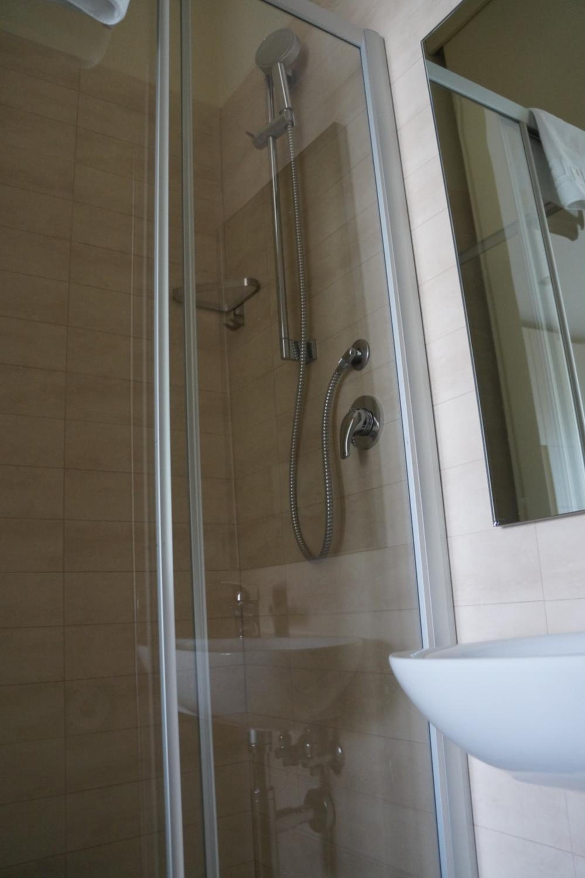 Apartment - Photo 2