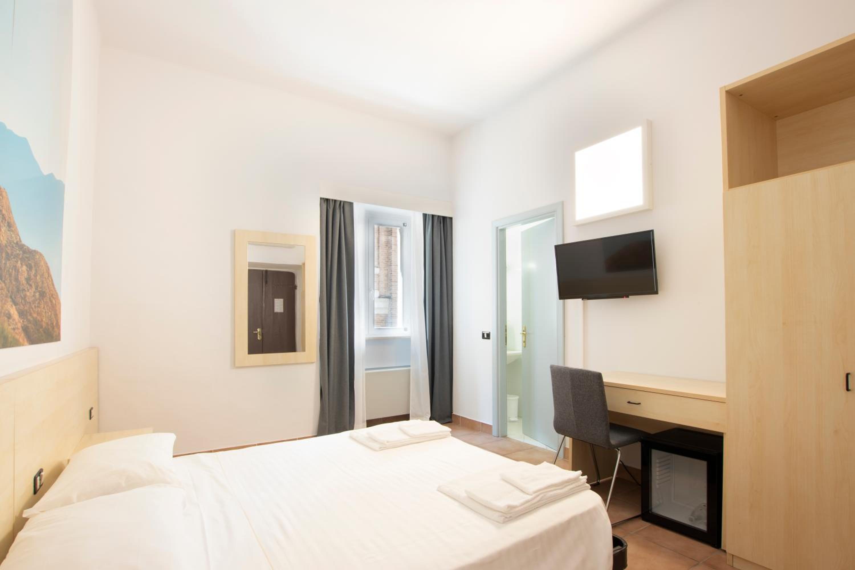 Double Room photo 3