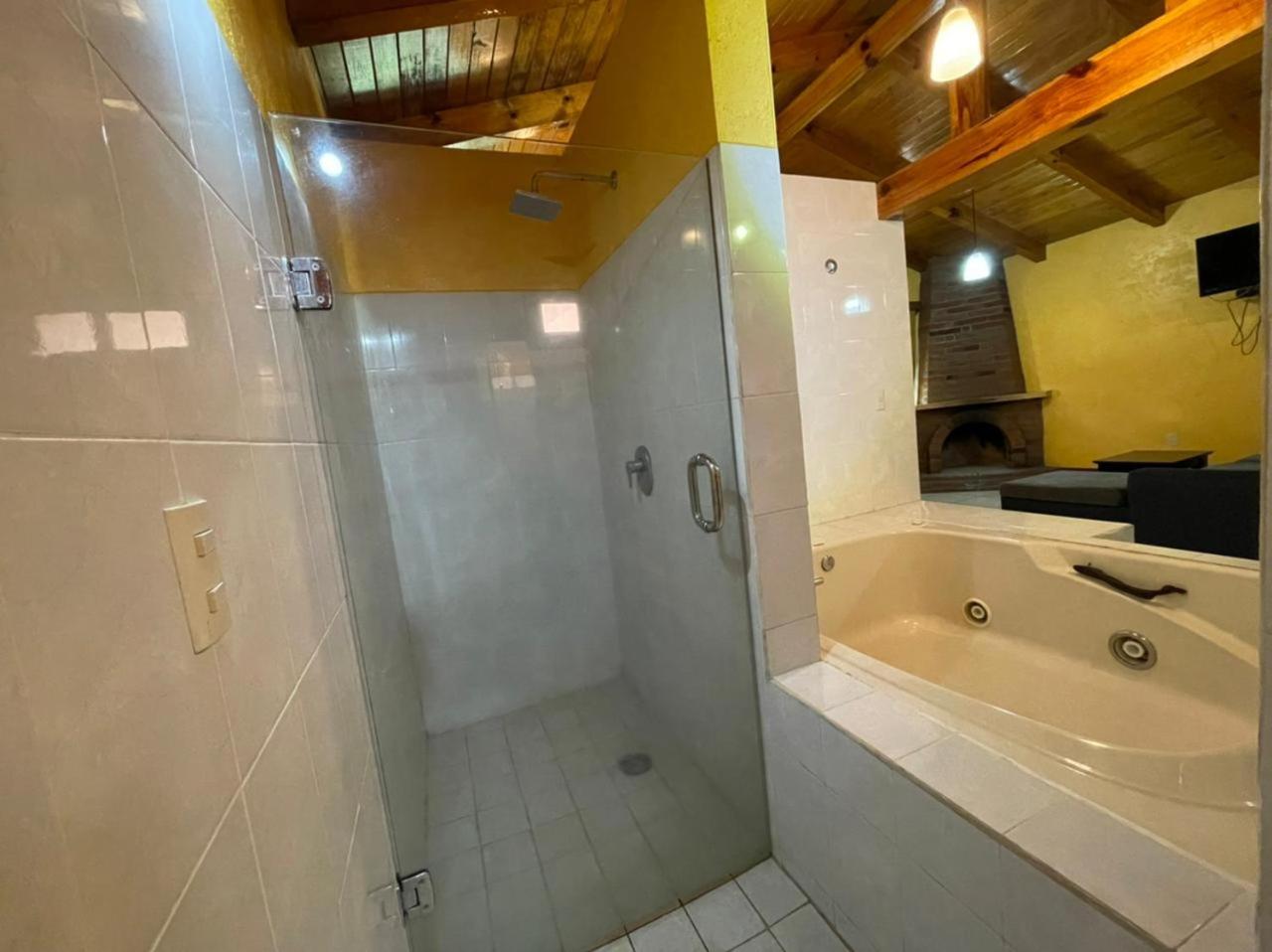 Cottage (2 Adults) - Photo 2