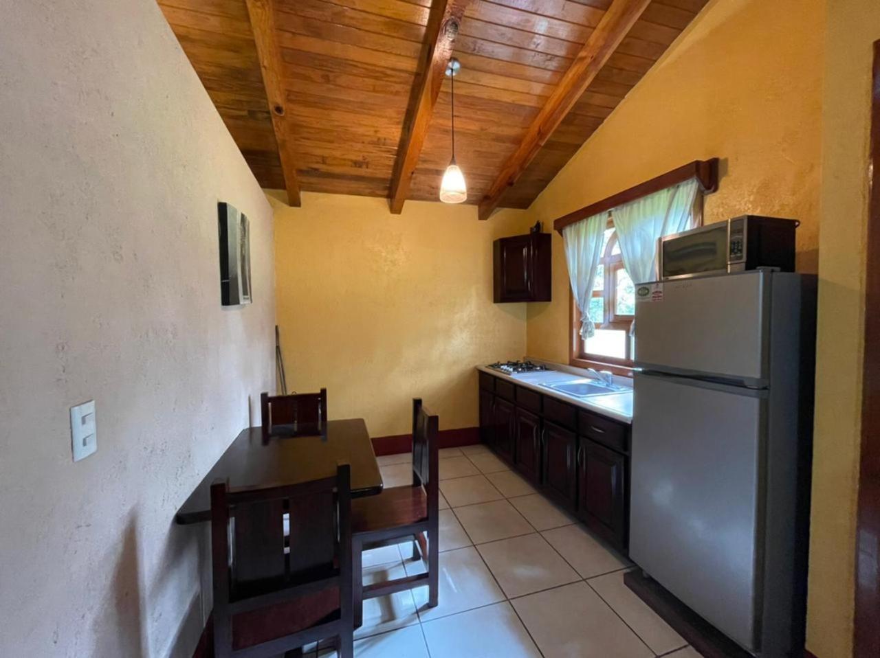 Cottage (2 Adults) - Photo 5
