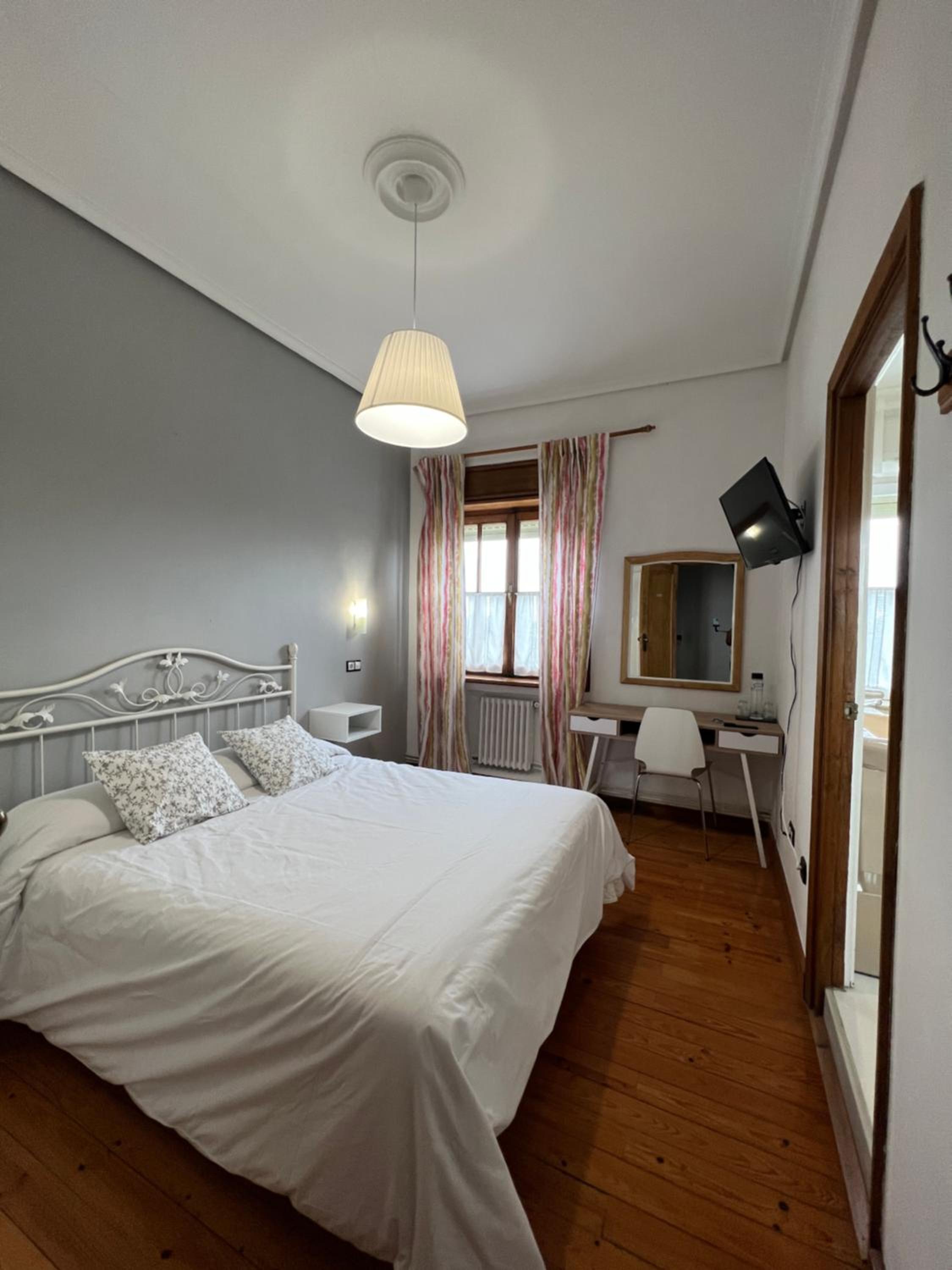 Small Double Room photo 3