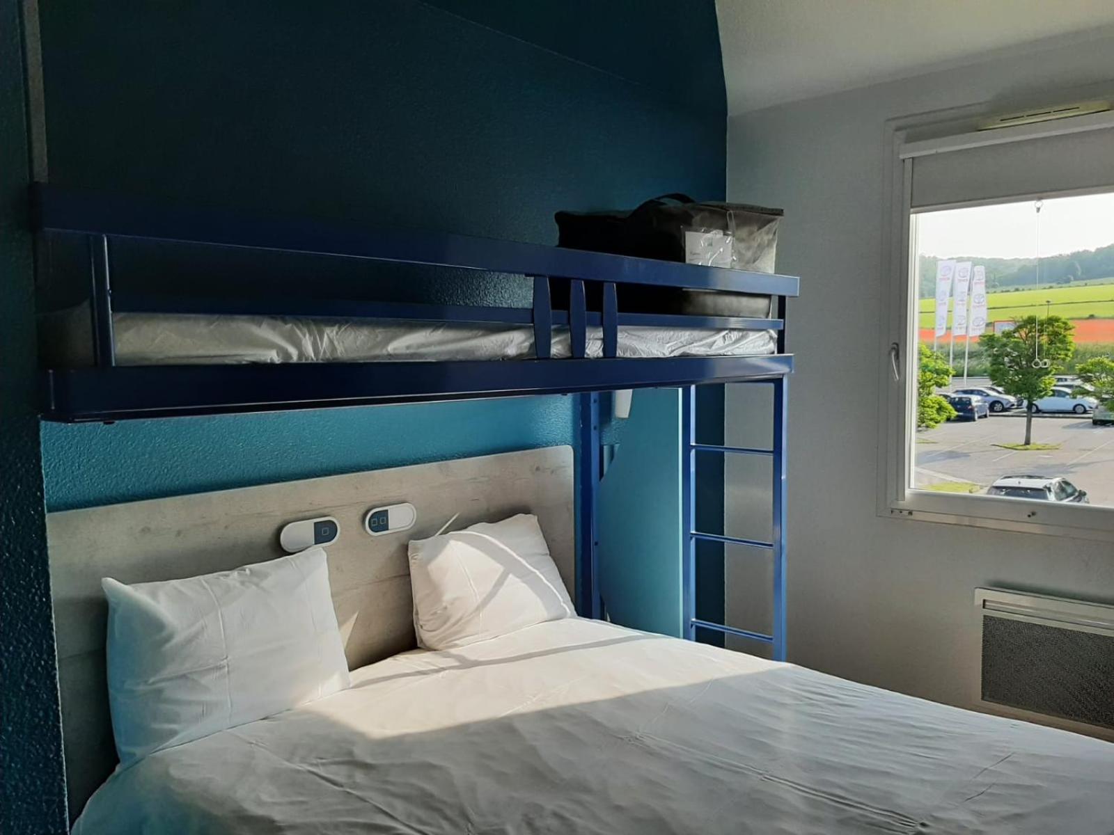 Standard Triple Room - Photo 4