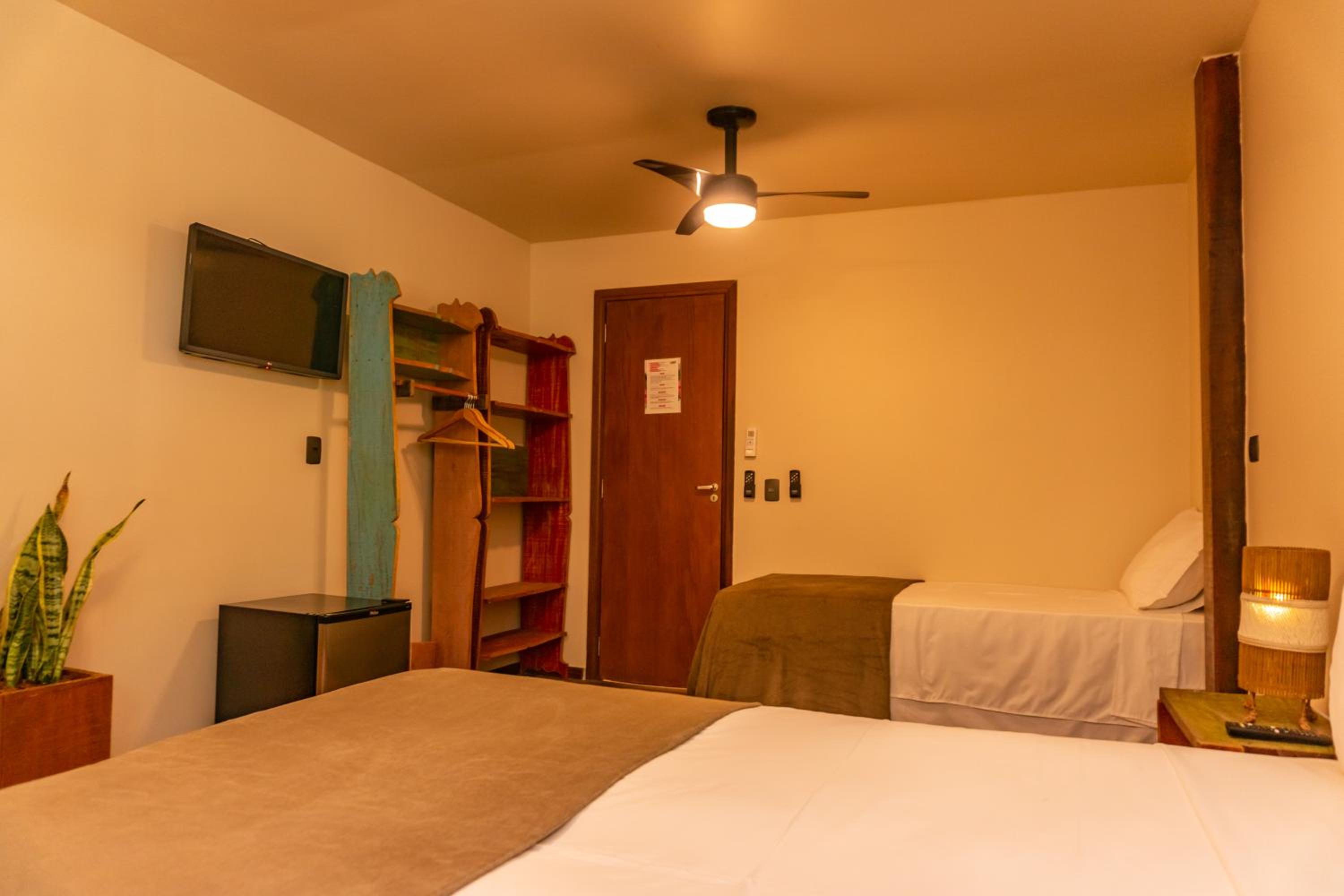 Ground Floor Suite with Balcony photo 3