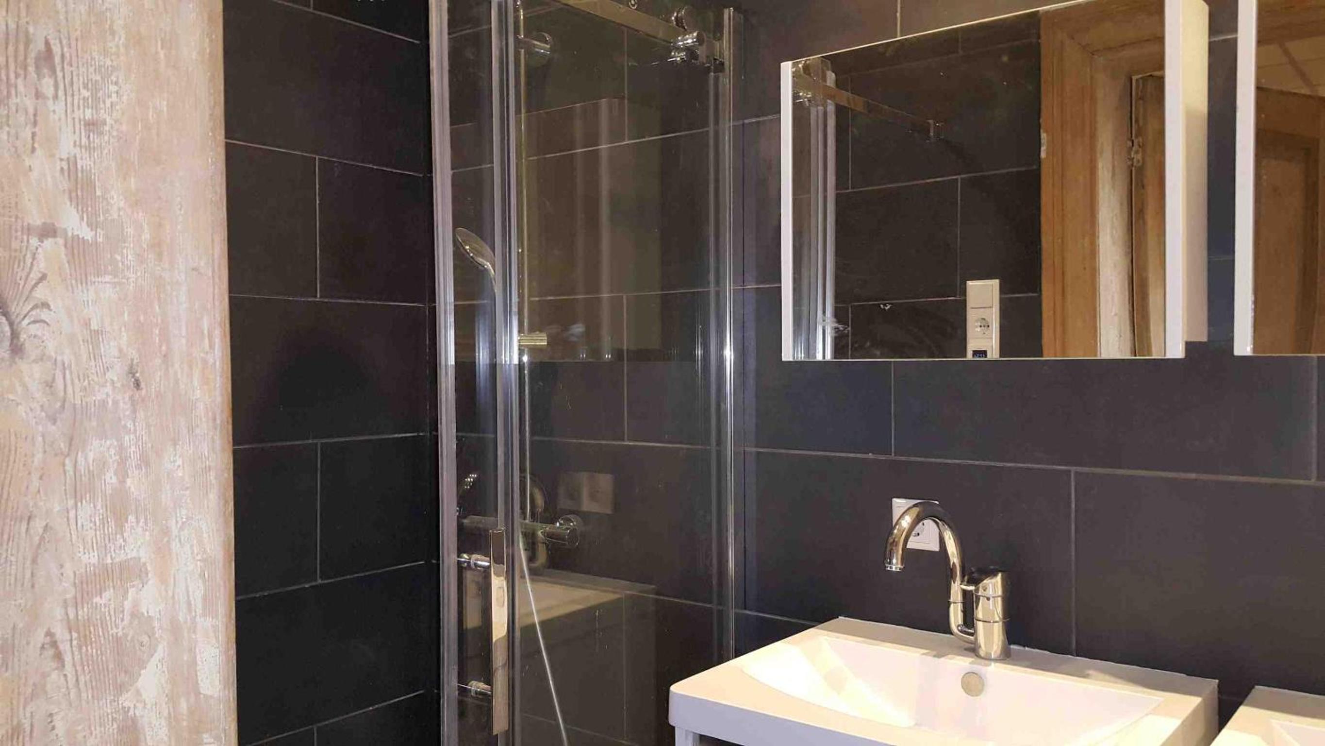Apartment - Ground Floor photo 3