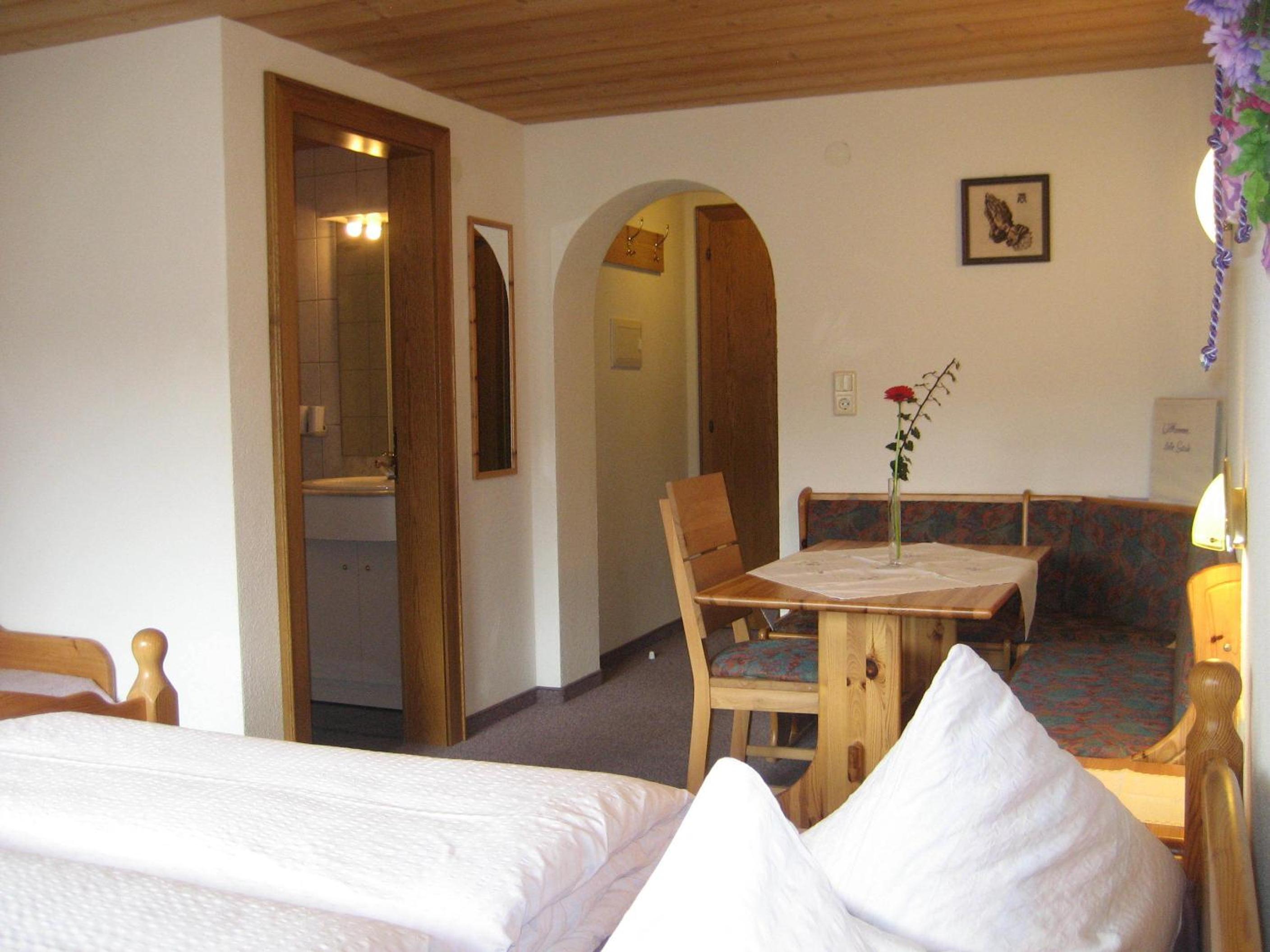 One-Bedroom Apartment 5