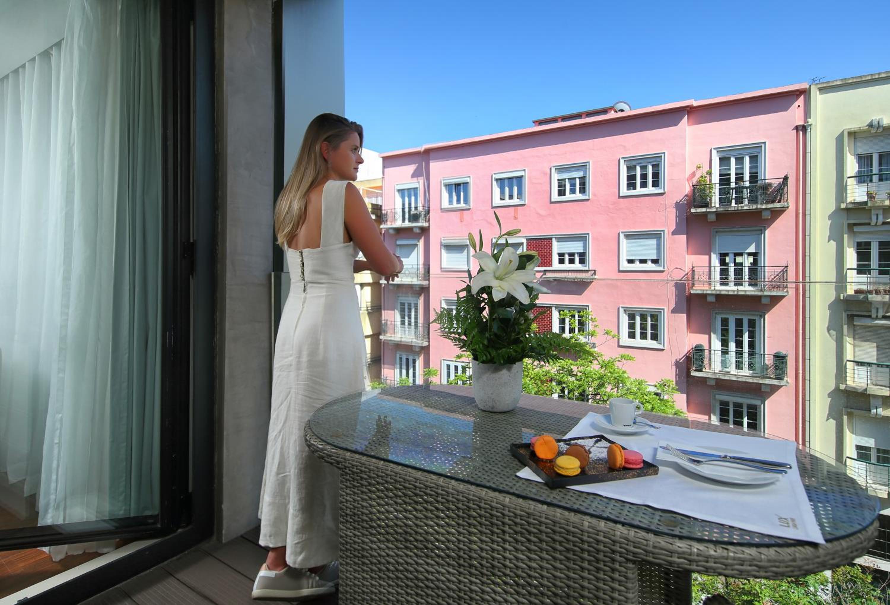 Superior Deluxe Double or Twin Room with Extra Bed