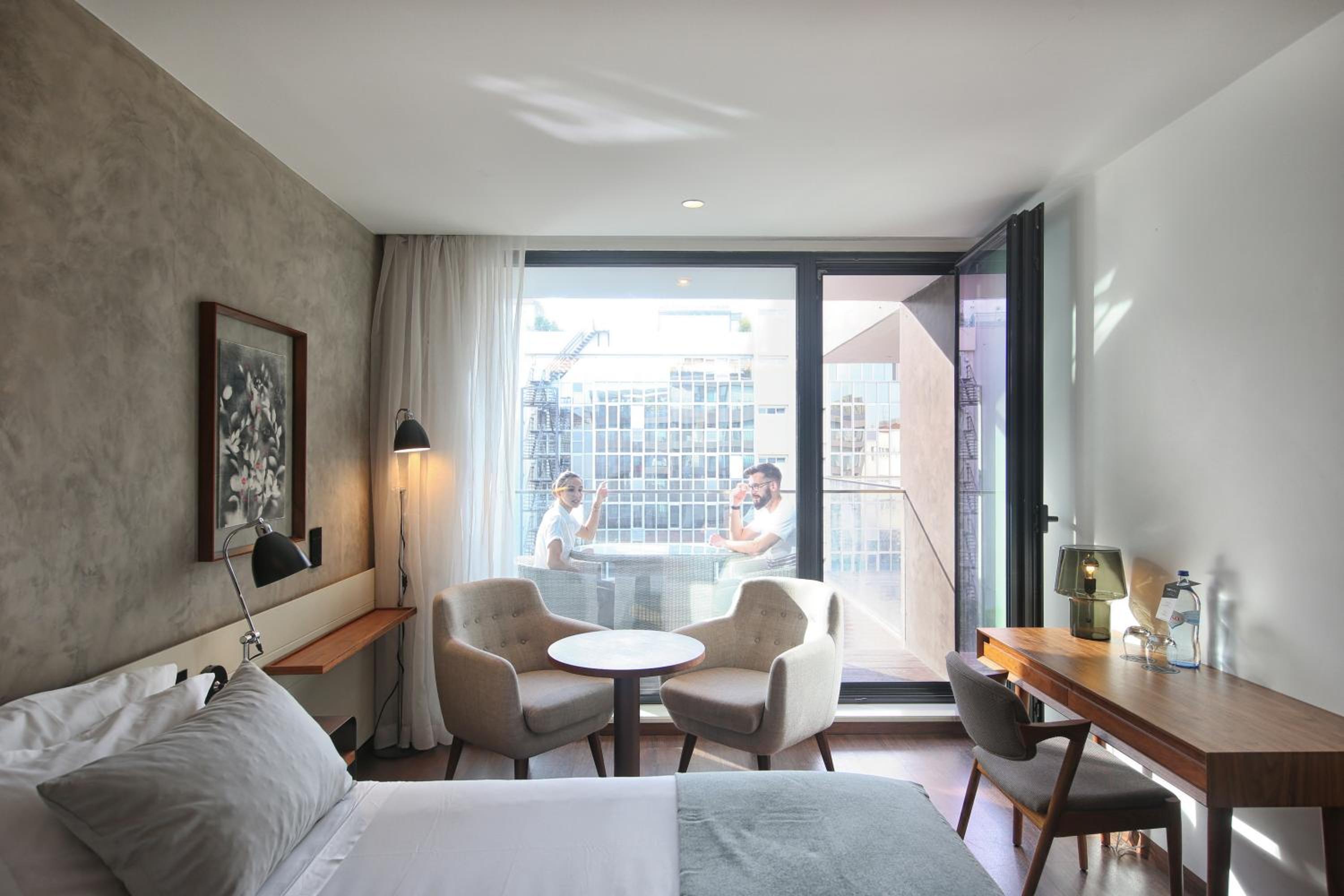 Deluxe Double or Twin Room with Balcony