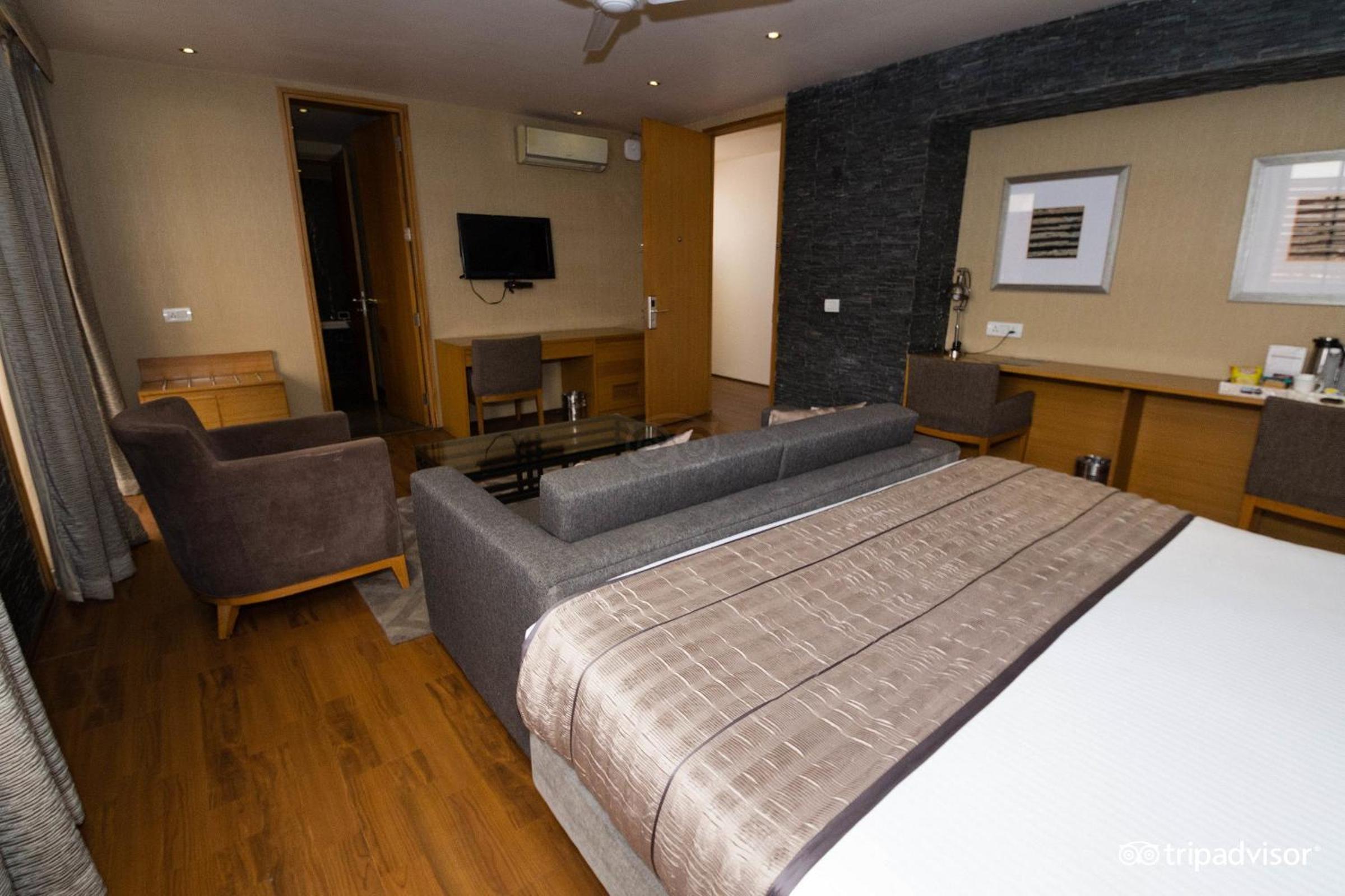 Suite with Terrace - Photo 7