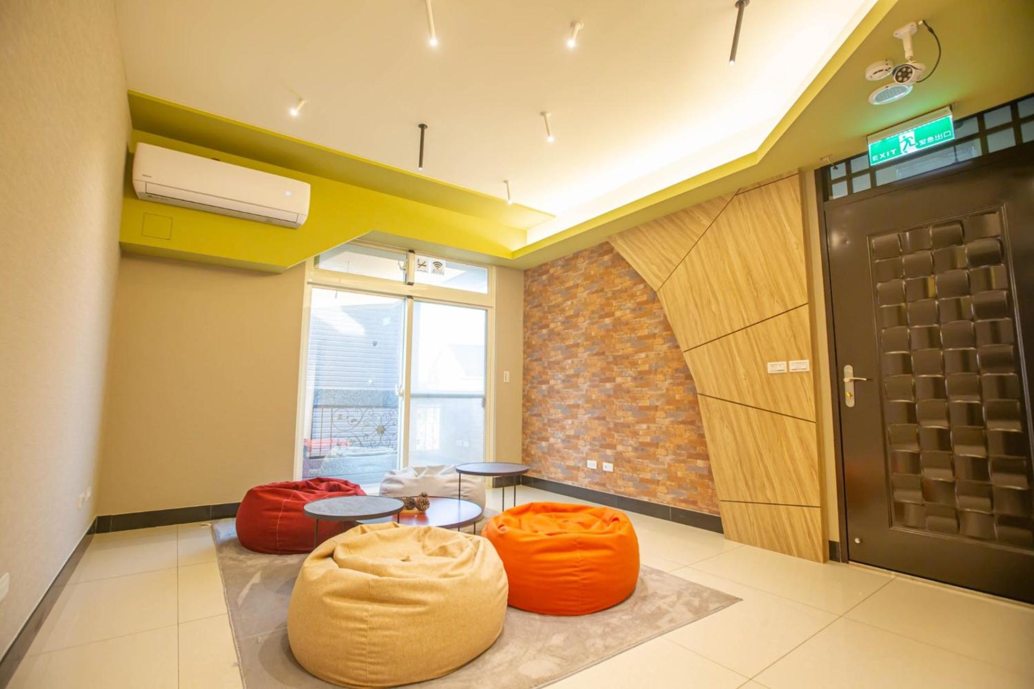 Three-Bedroom Apartment - Photo 1