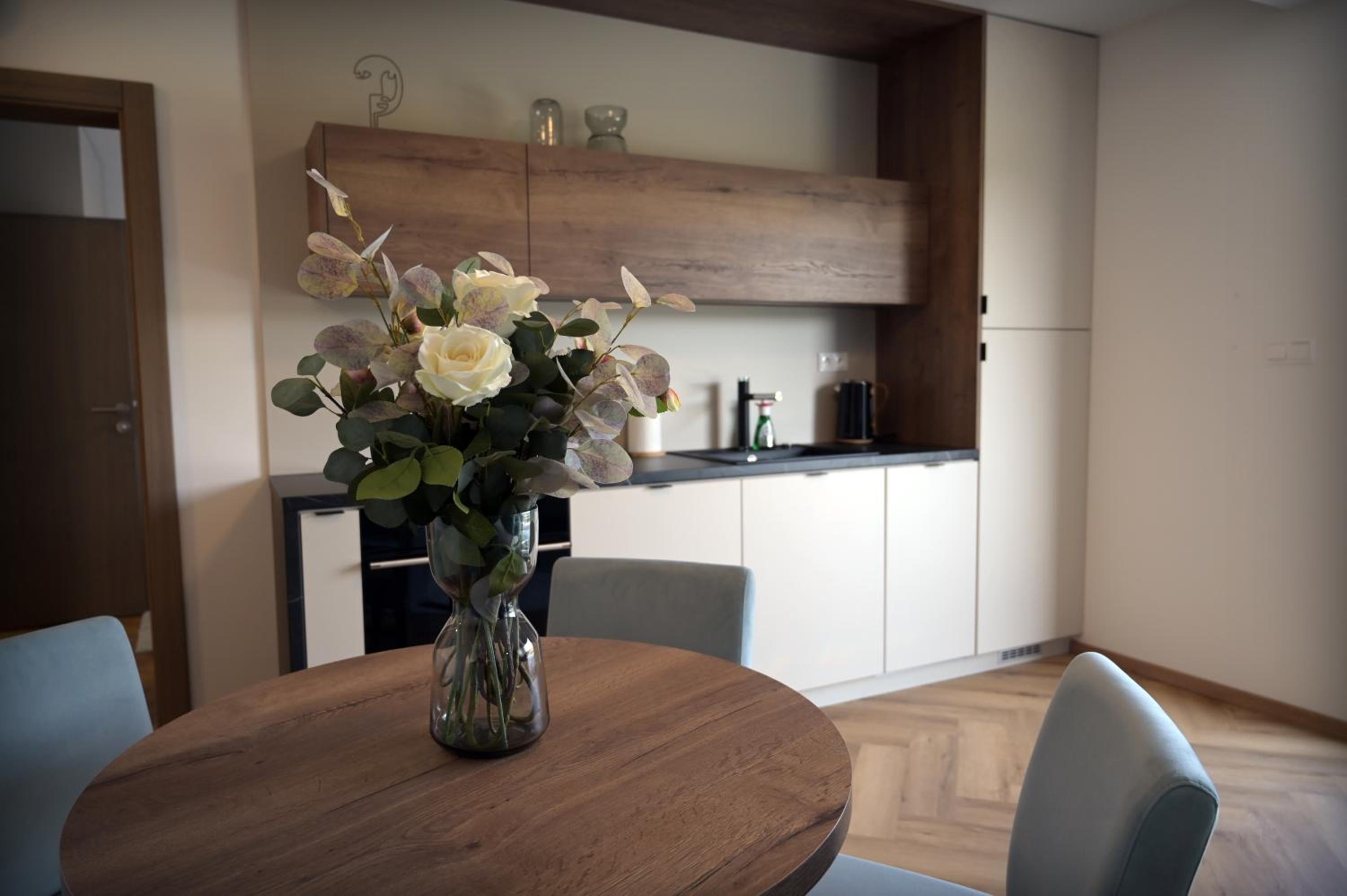 Two-Bedroom Apartment - Photo 3