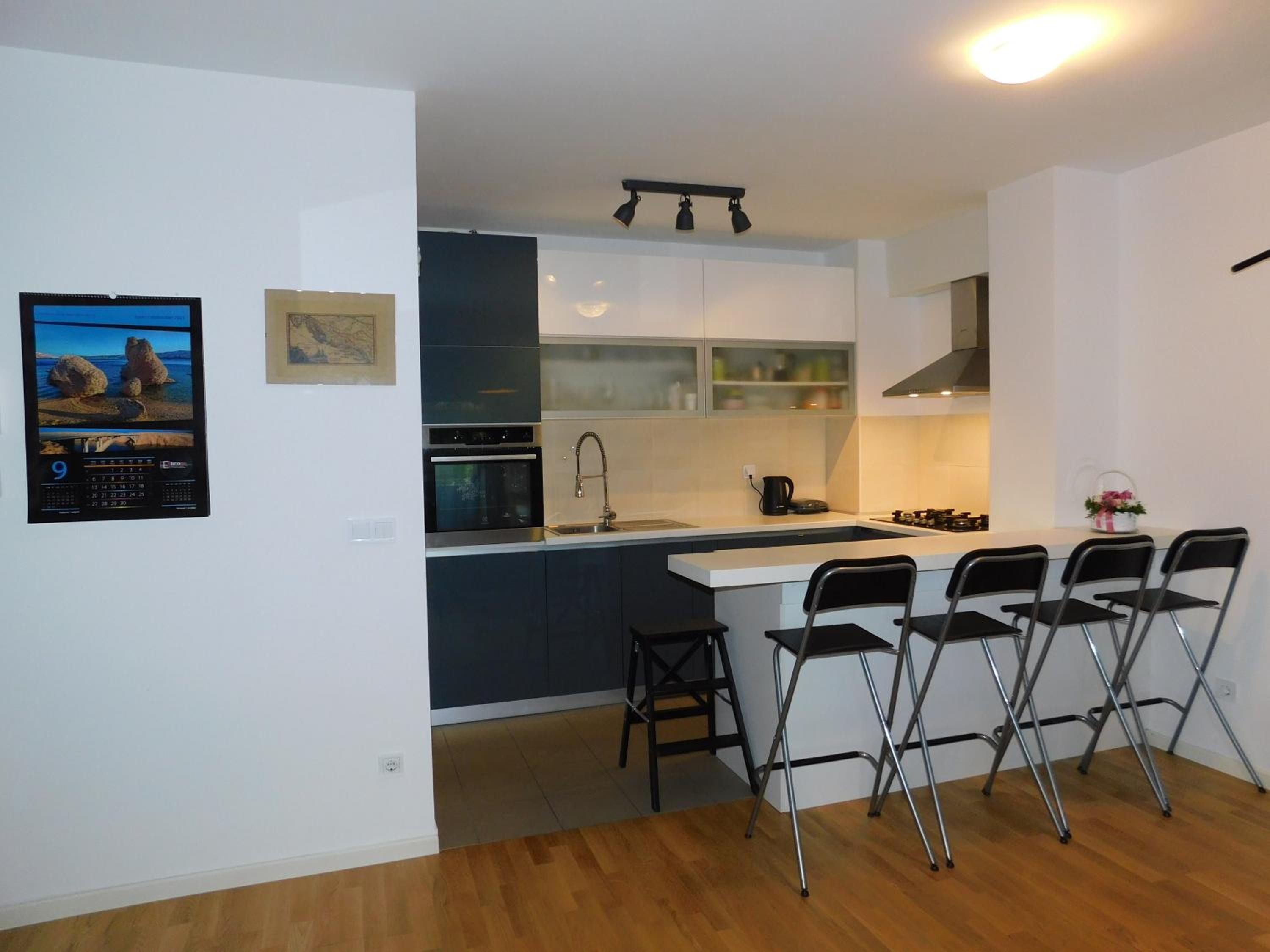 One-Bedroom Apartment - Photo 6